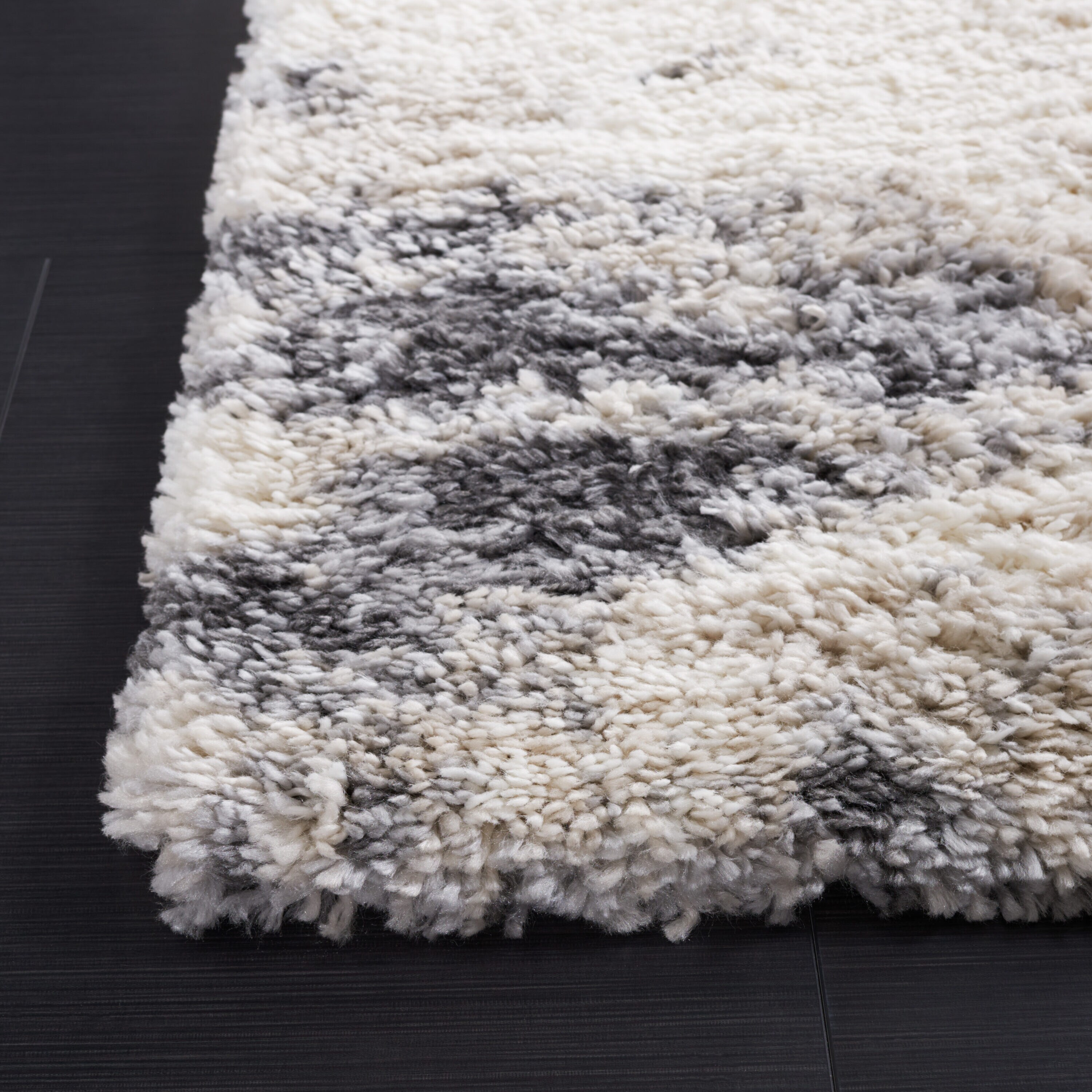 Safavieh FNT831A-7SQ rugs - View #2