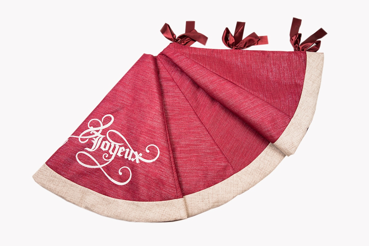 MANOR LUXE ML1712556RNDTS 56-Inches Red Tree skirt