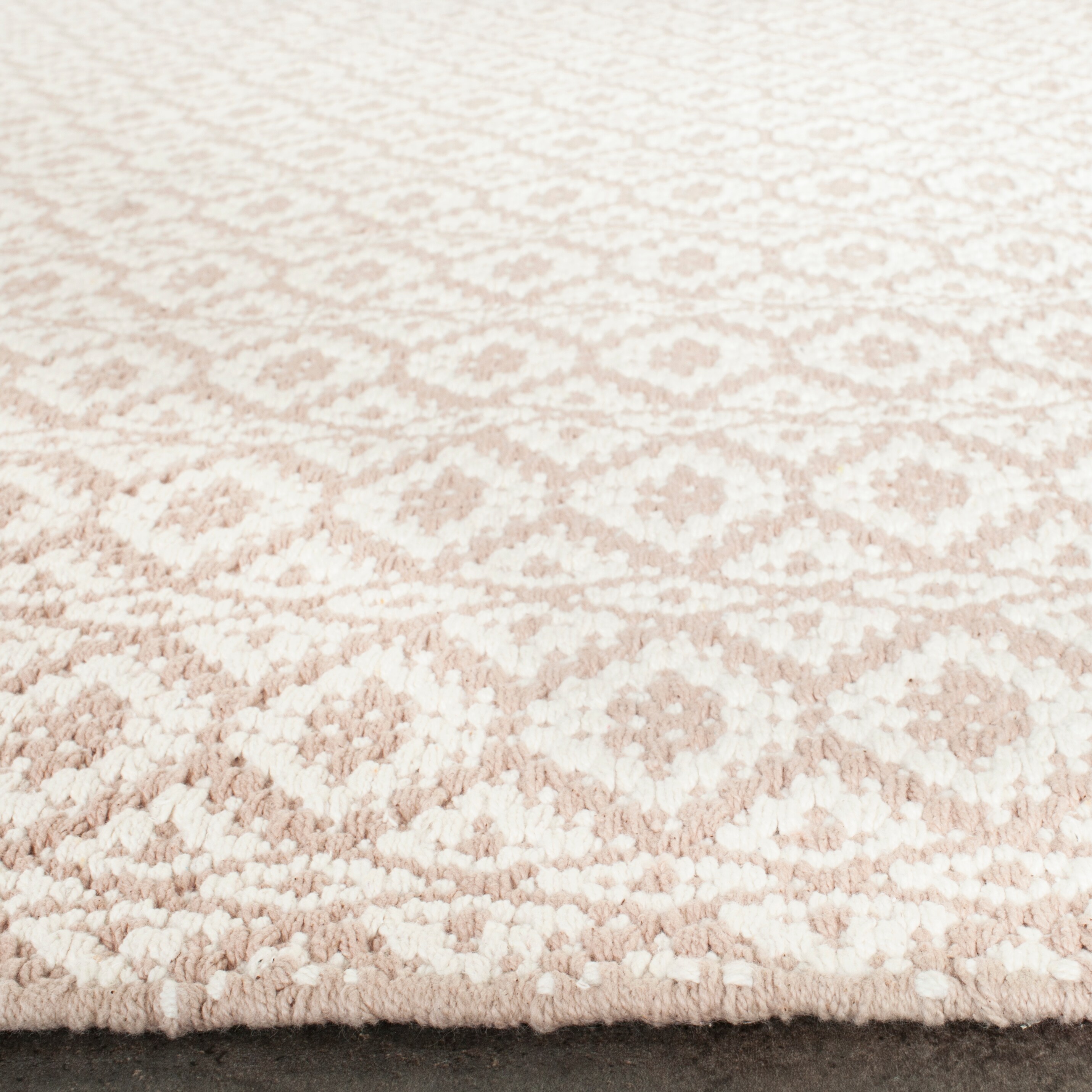 Safavieh MTK716G-57 rugs - View #3