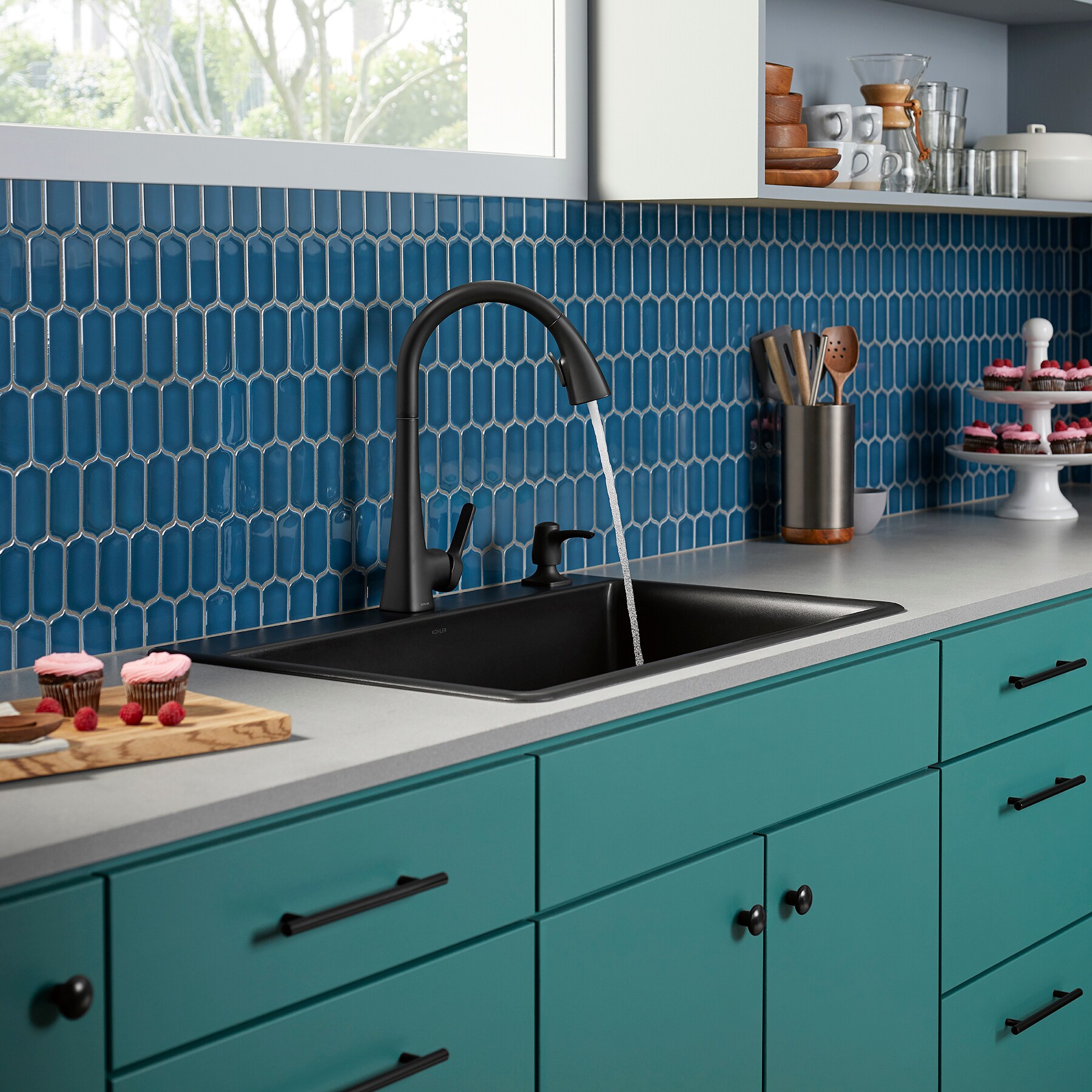Matte Black Pull-Down Kitchen Faucet with Soap Dispenser