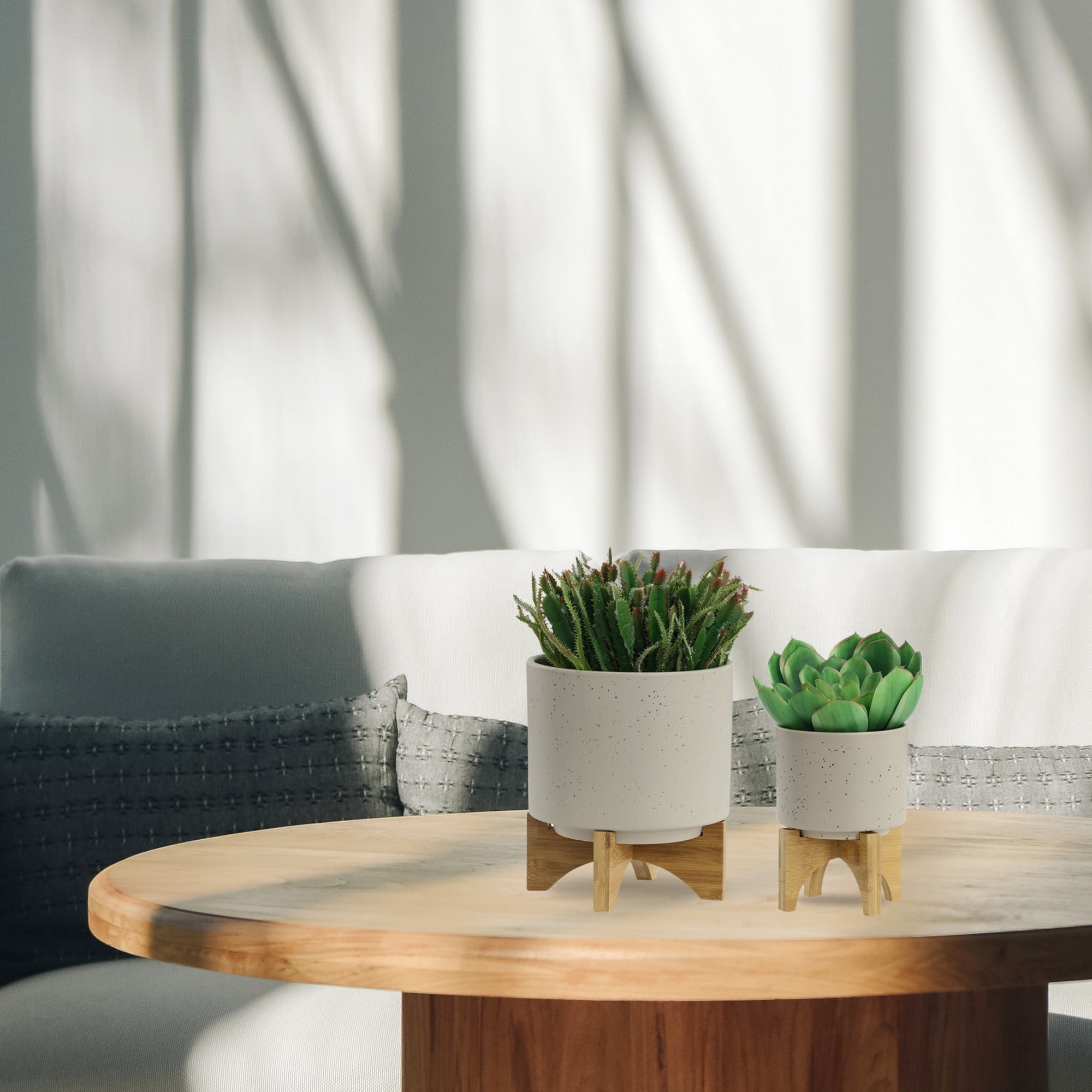 Yiekholo LL-1595AA 2 -Pack Round 8.0-in W x 9-in H x 8-in D White Ceramic Indoor/Outdoor with Self Watering Planter