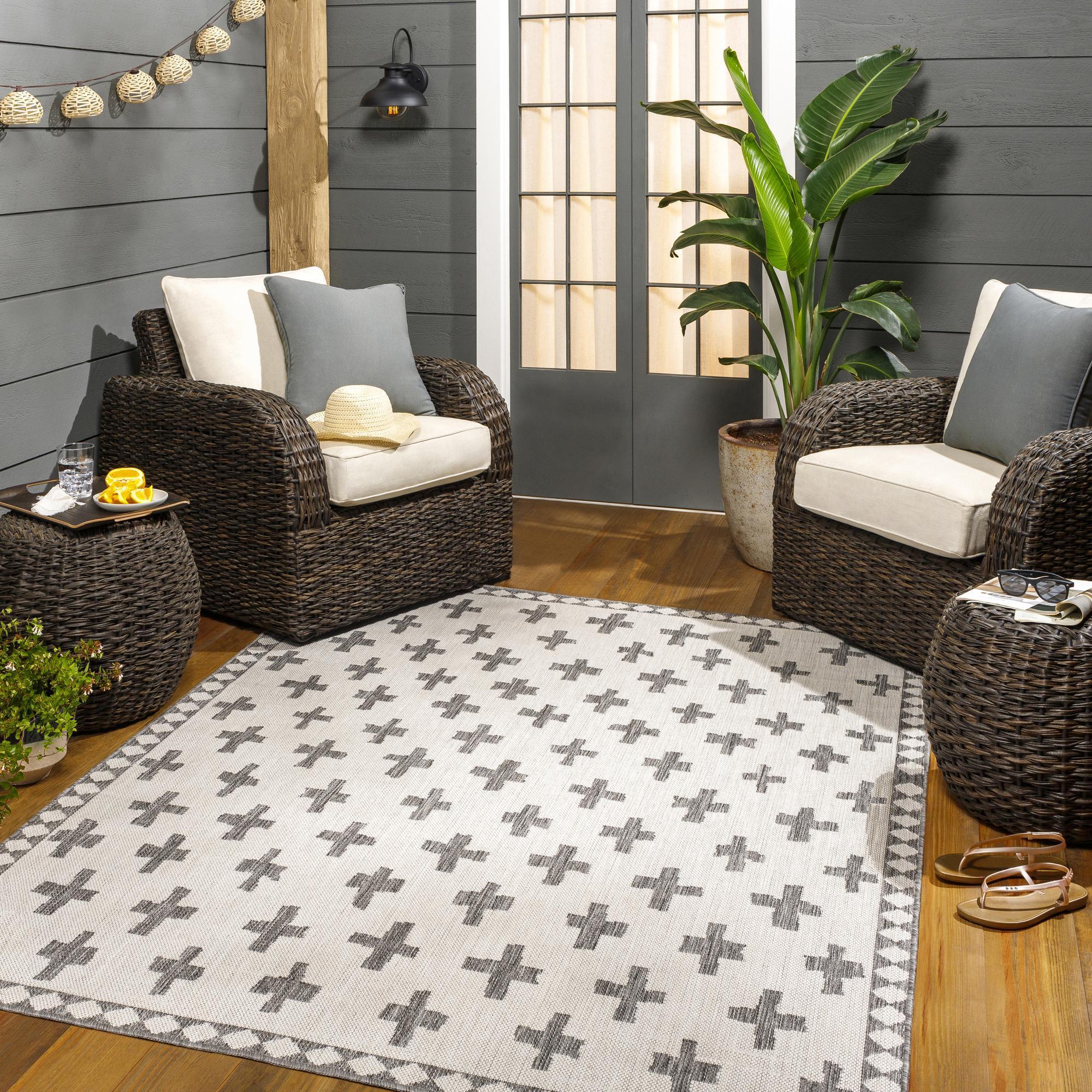 Livabliss LBH2361-537 Long Beach 5 x 8 (ft) Polypropylene Gray Rectangular Indoor/Outdoor Tribal Moroccan Area rug