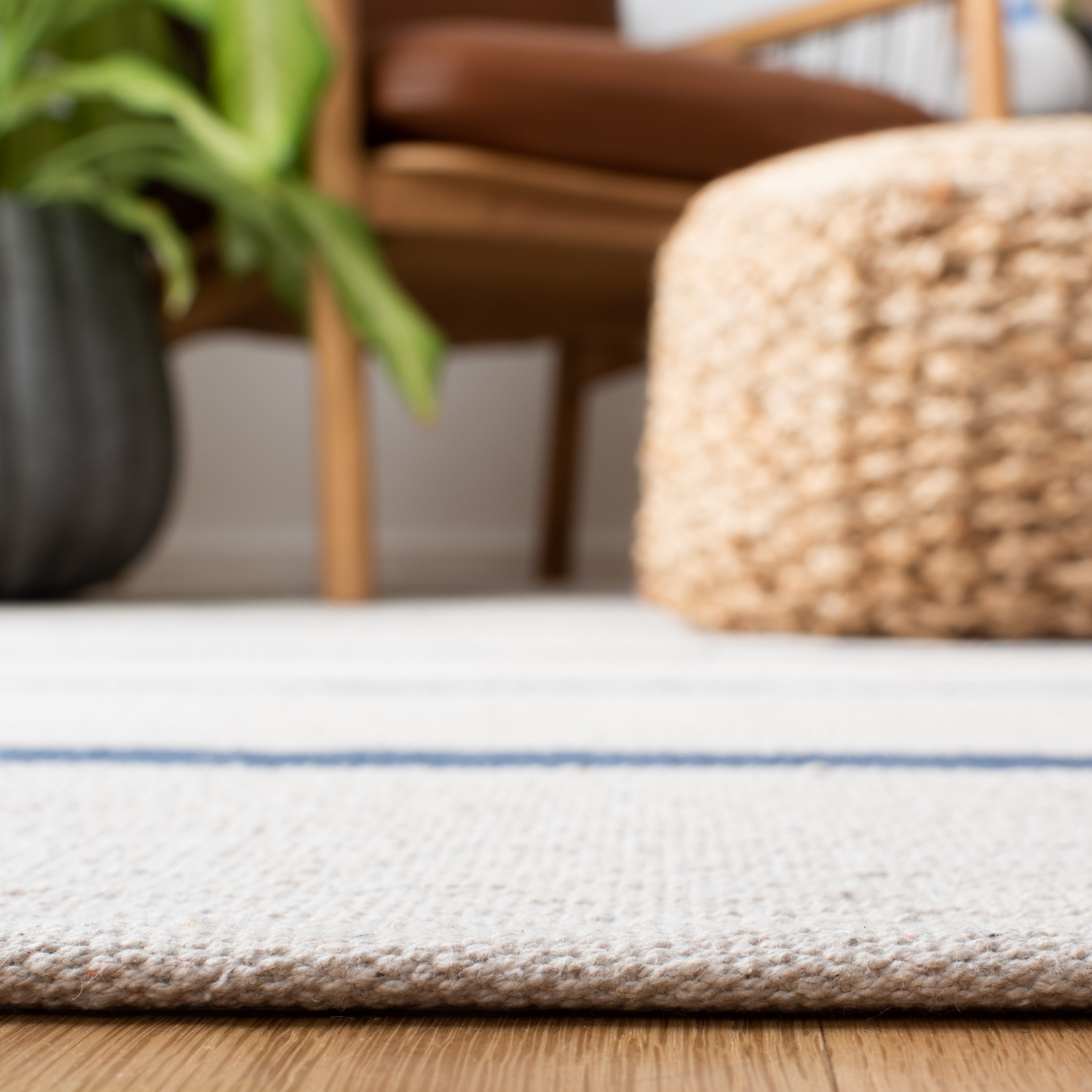Safavieh MTK311M-28 rugs - View #4