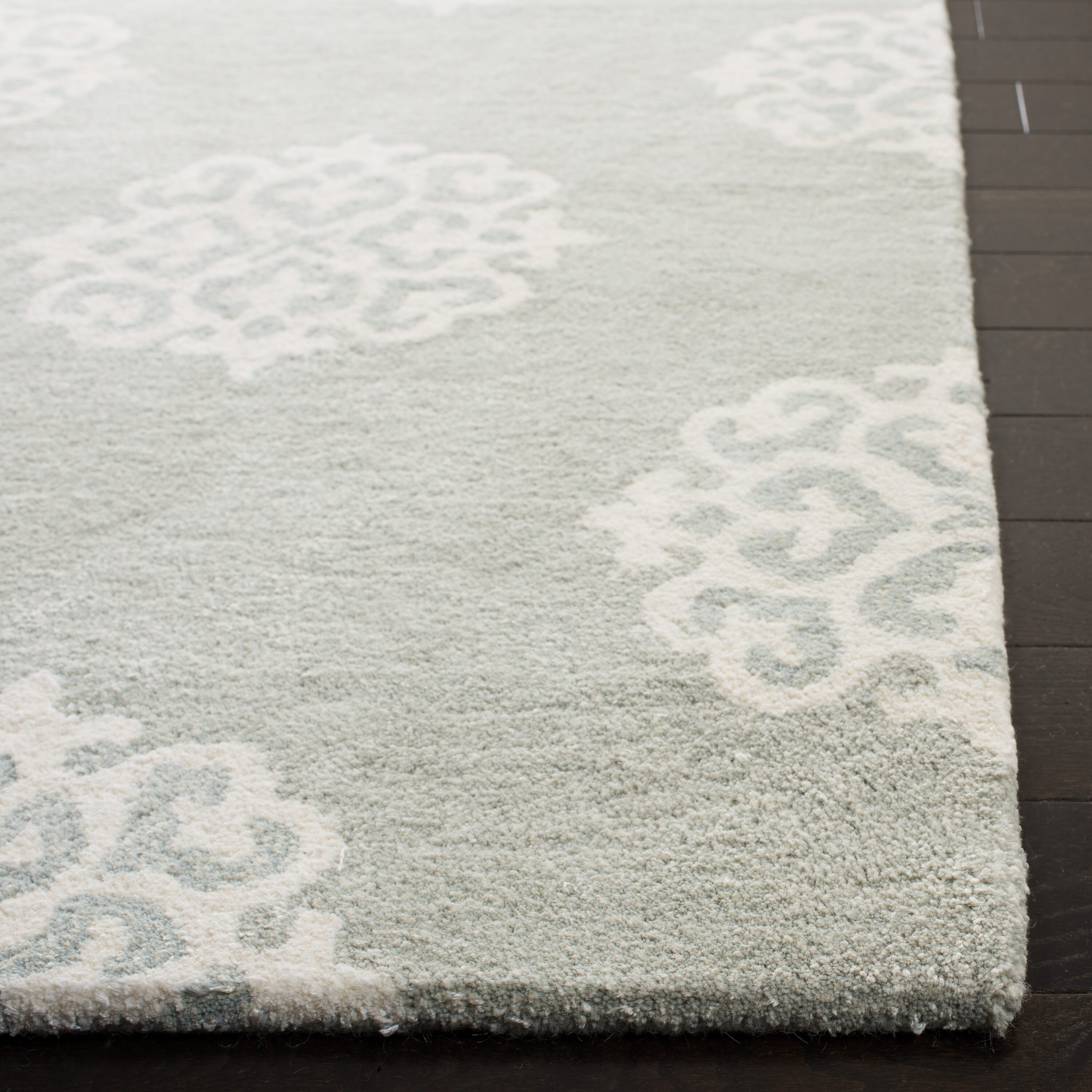 Safavieh SOH724C-214 rugs - View #3
