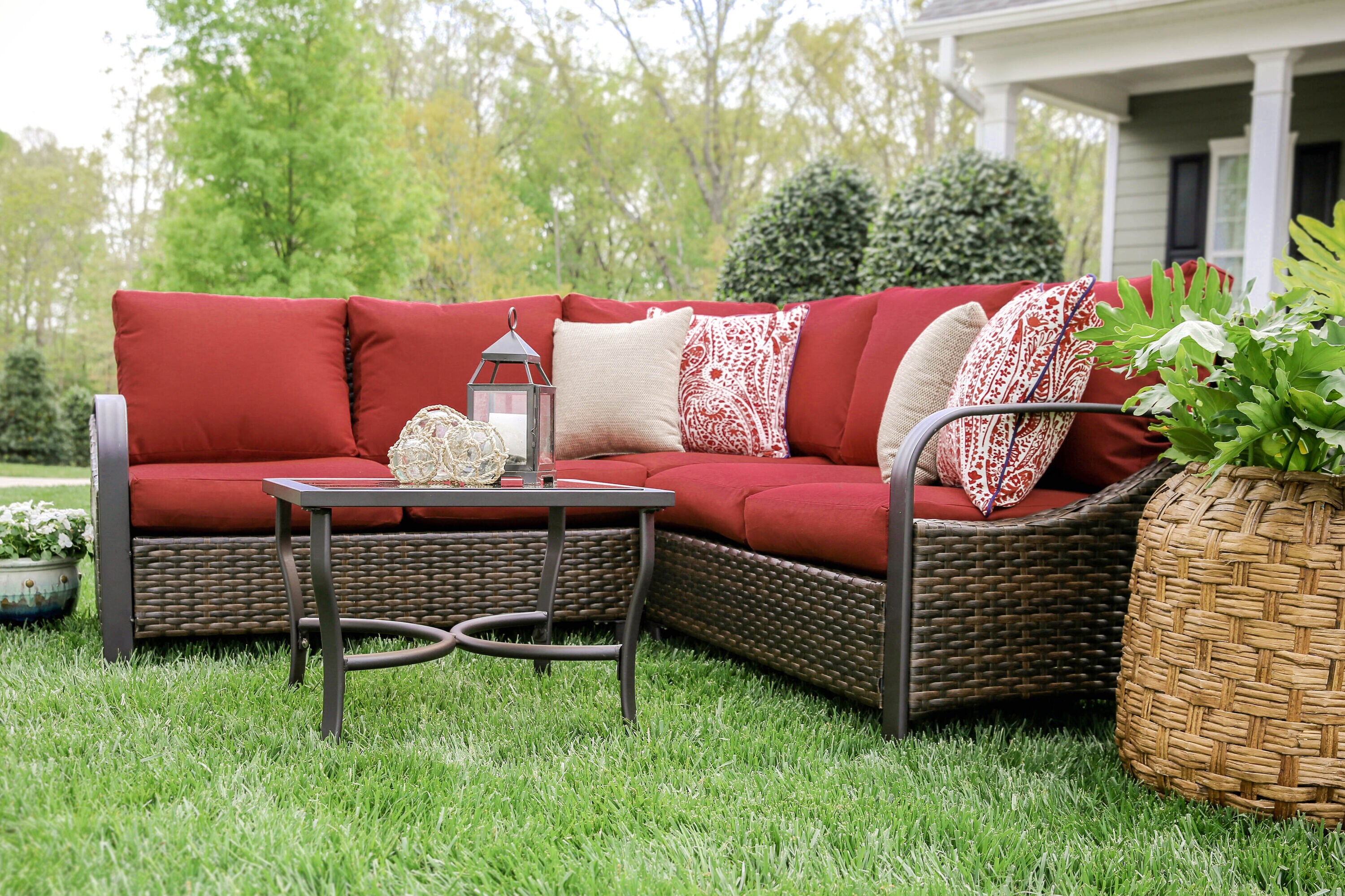 Leisure Made 490045-RED Patio-Sofas-Daybeds - View #3