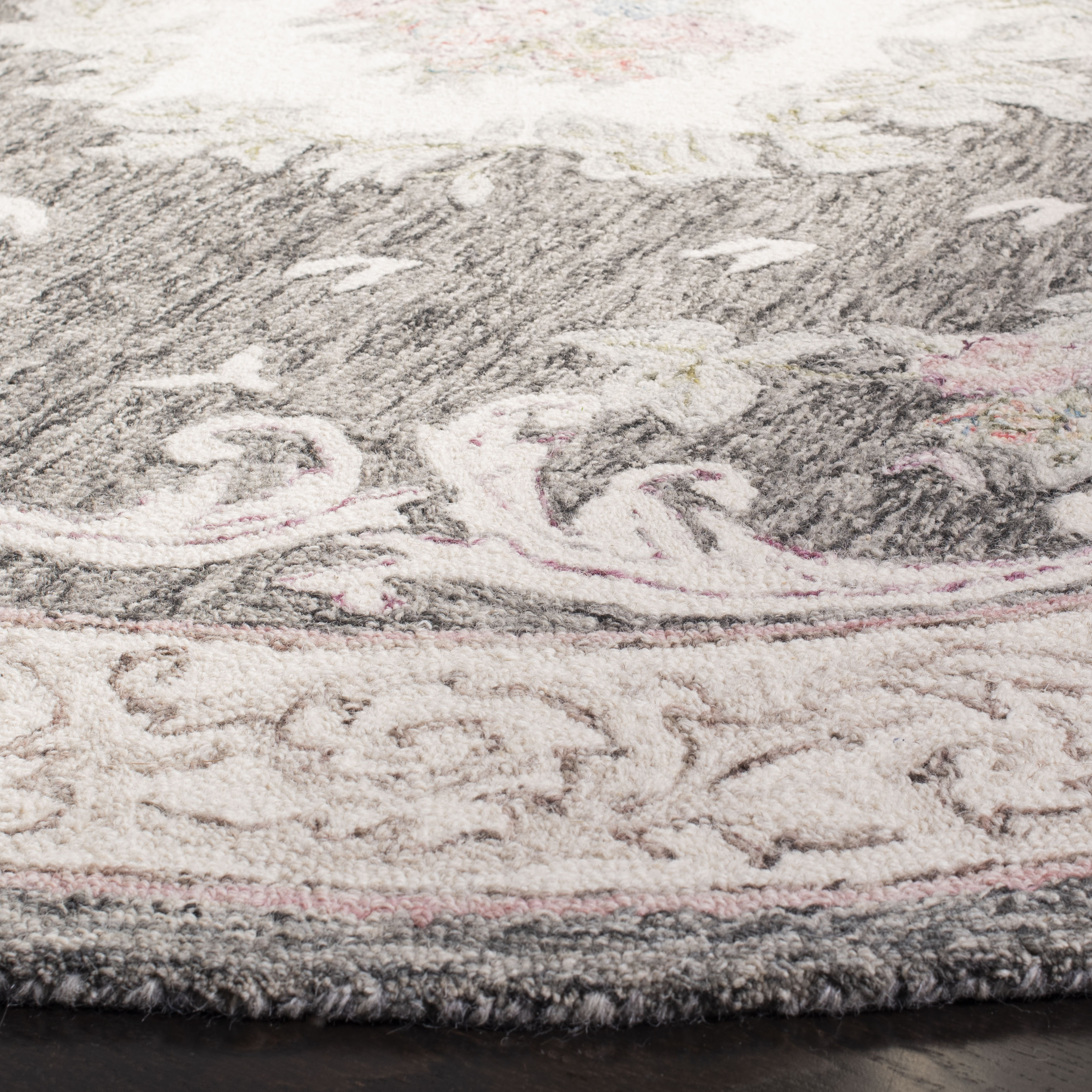 Safavieh AUB105H-6R rugs - View #3