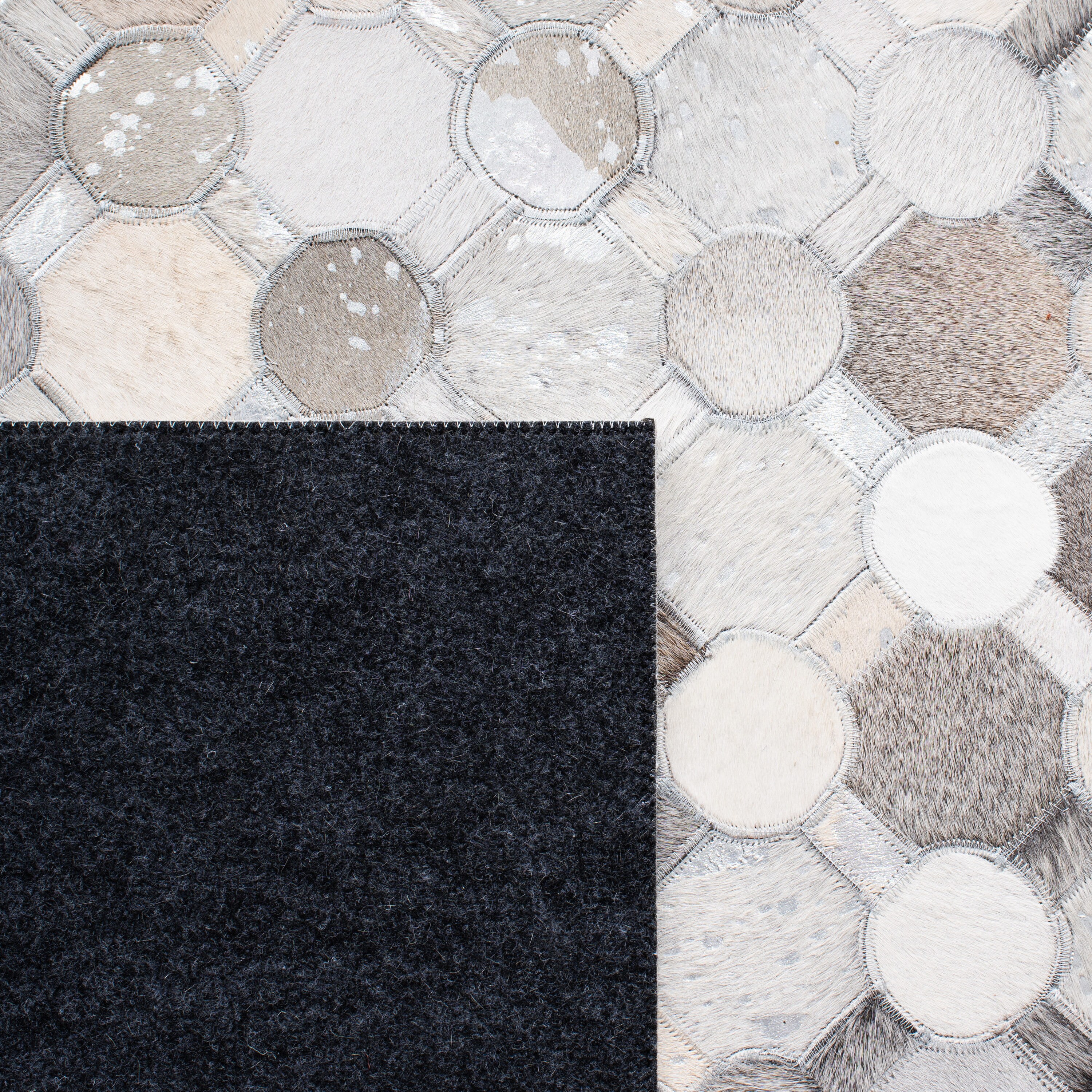 Ivory and Gray Geometric Cowhide Flatweave Rug, 4' x 6'