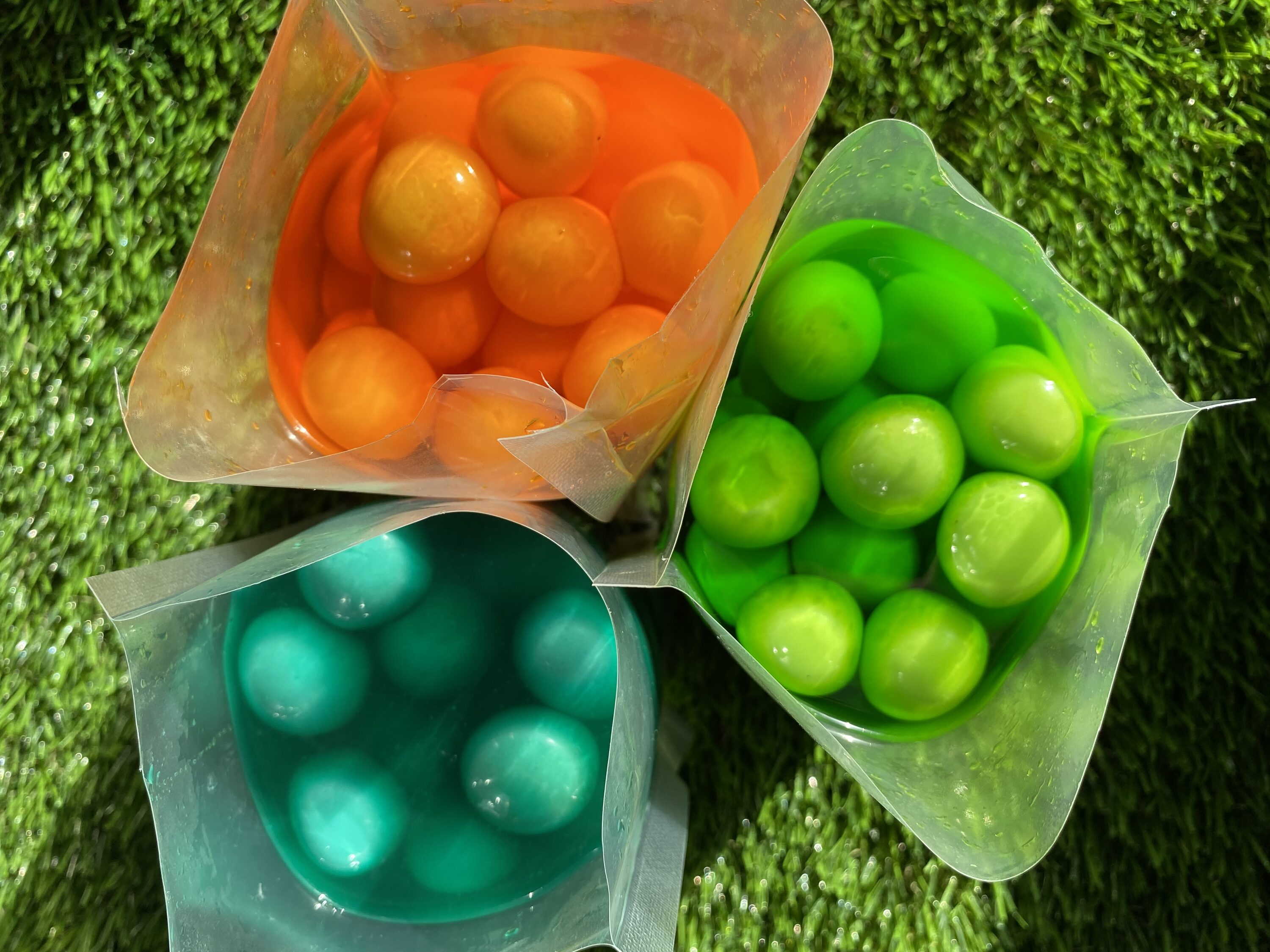  Goblies Throwable Paintballs 40 Count (Blue) : Sports &  Outdoors