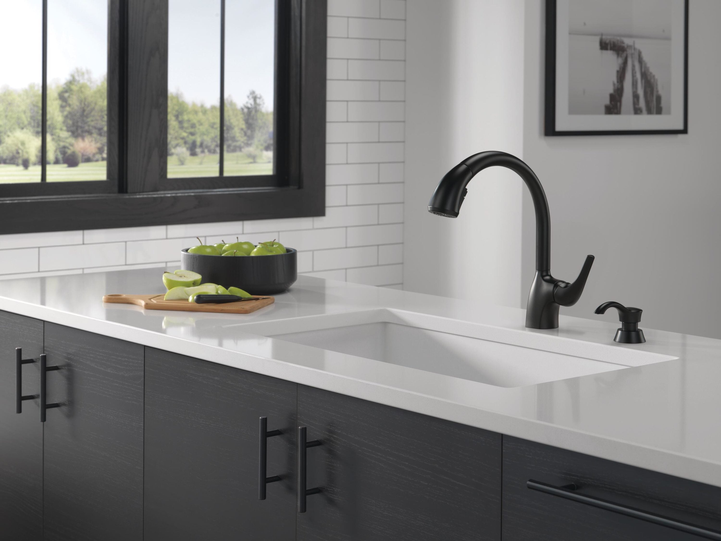 Delta Tilden Matte Black Single Handle Pull-out Kitchen Faucet with ...