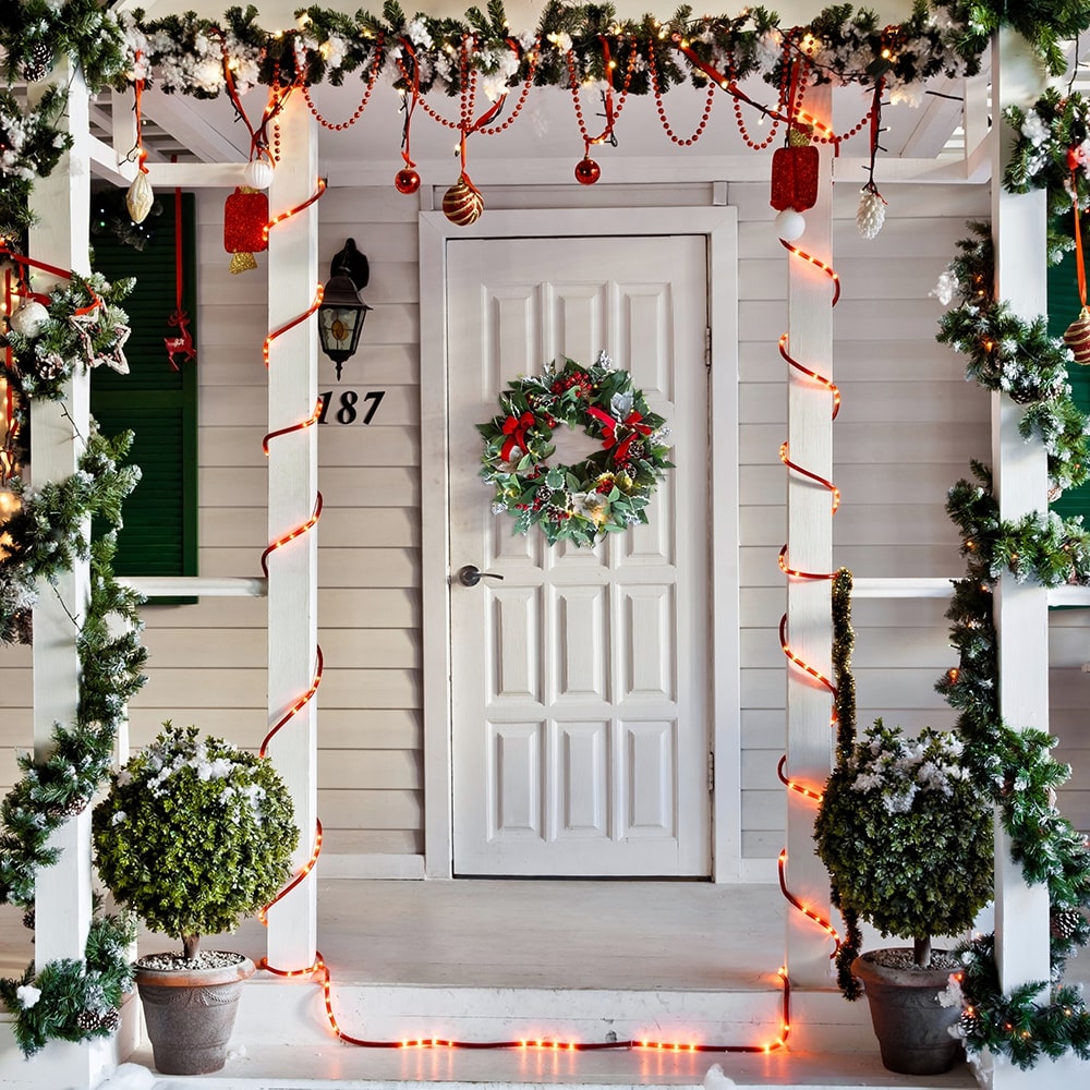OrnamentallyYou WRTH1008 Artificial-Christmas-Wreaths - View #4