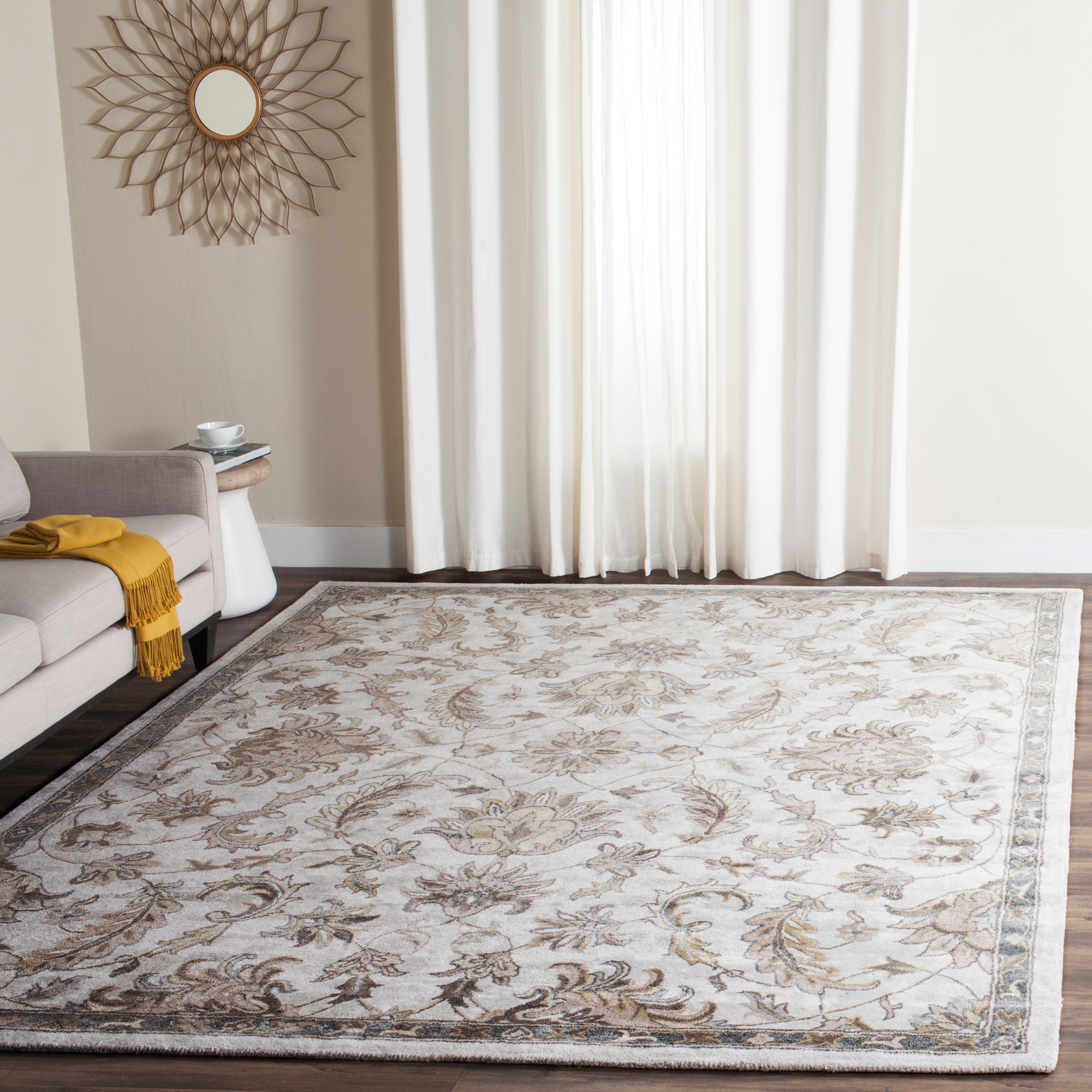 Safavieh BEL924A-8 Bella Enid 8 x 10 (ft) Tufted Synthetic Ivory/Light Gray Rectangular Indoor Floral/Botanical Vintage Area rug