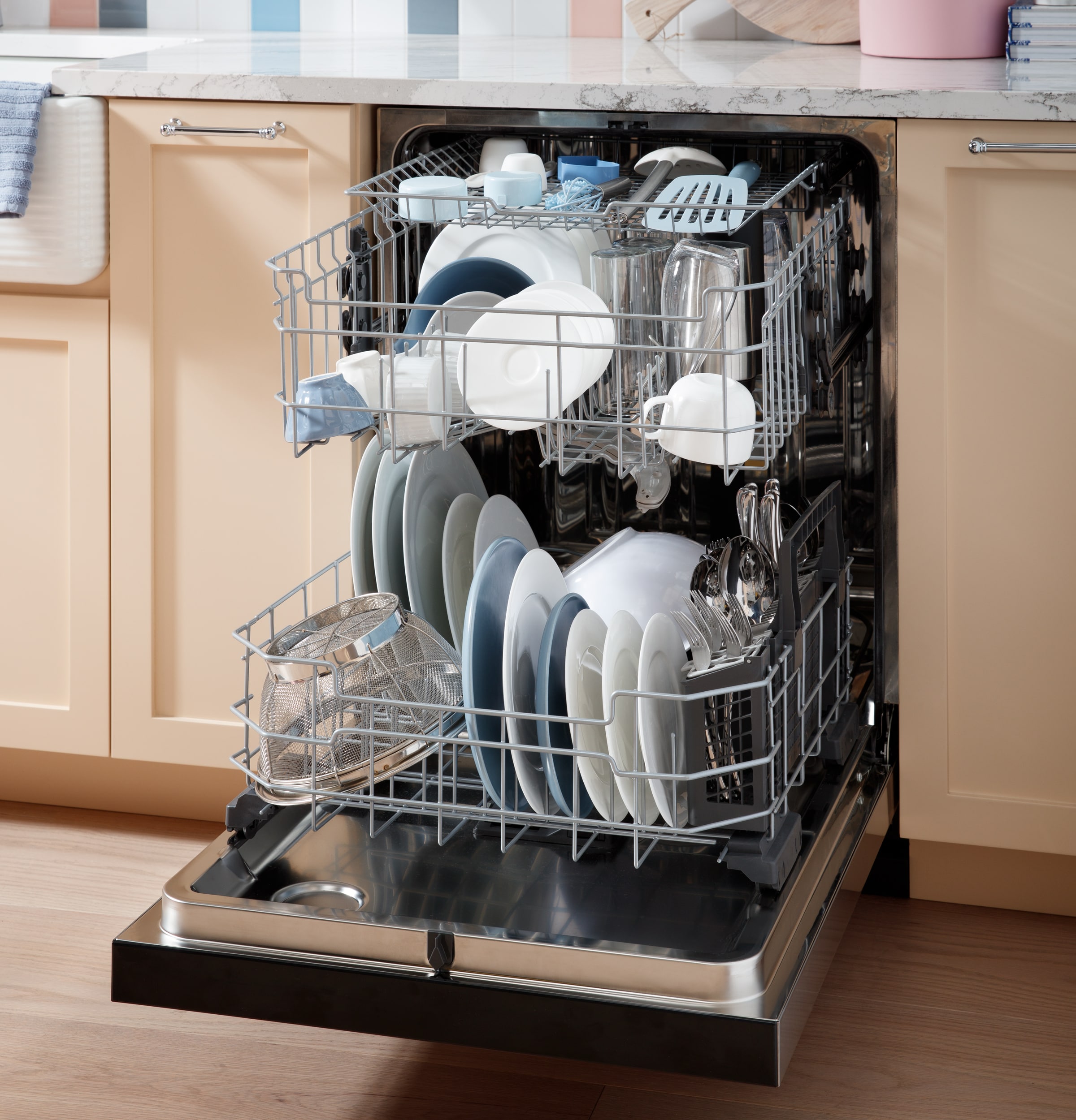 GE GDT650SMVES Builtin-Dish - View #6