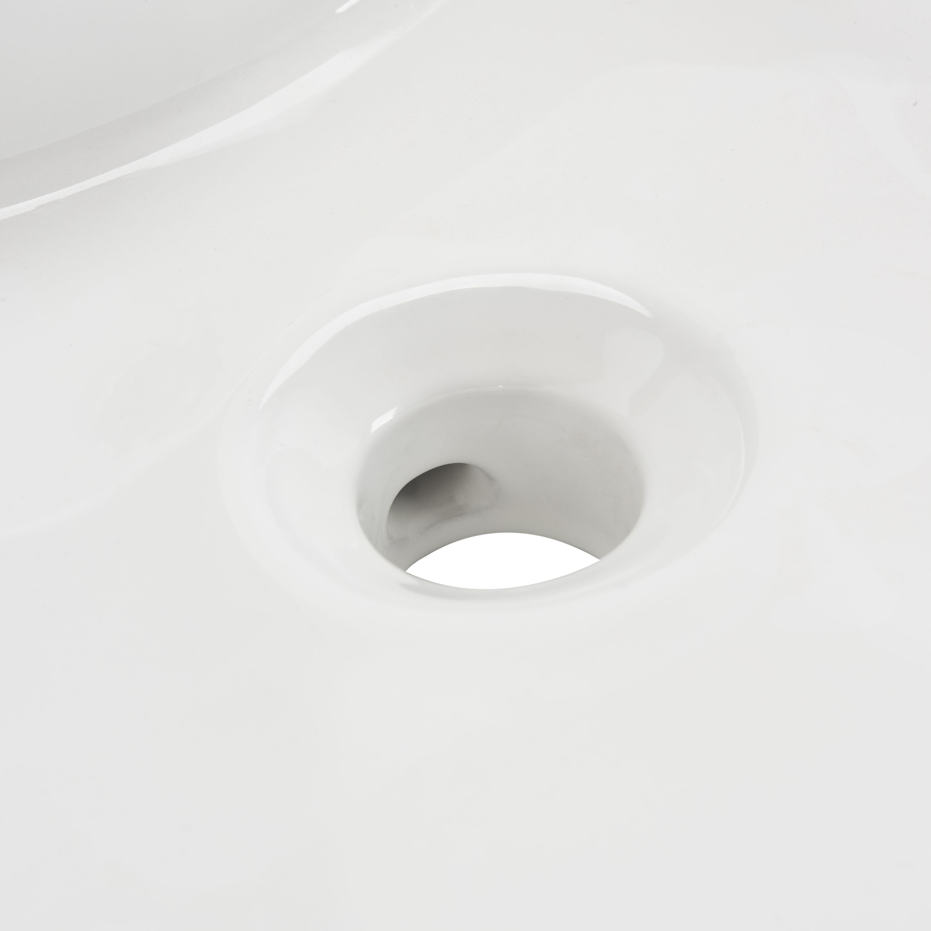Safavieh White Ceramic Vessel Round Modern Bathroom Sink (18.1-in x 18. ...