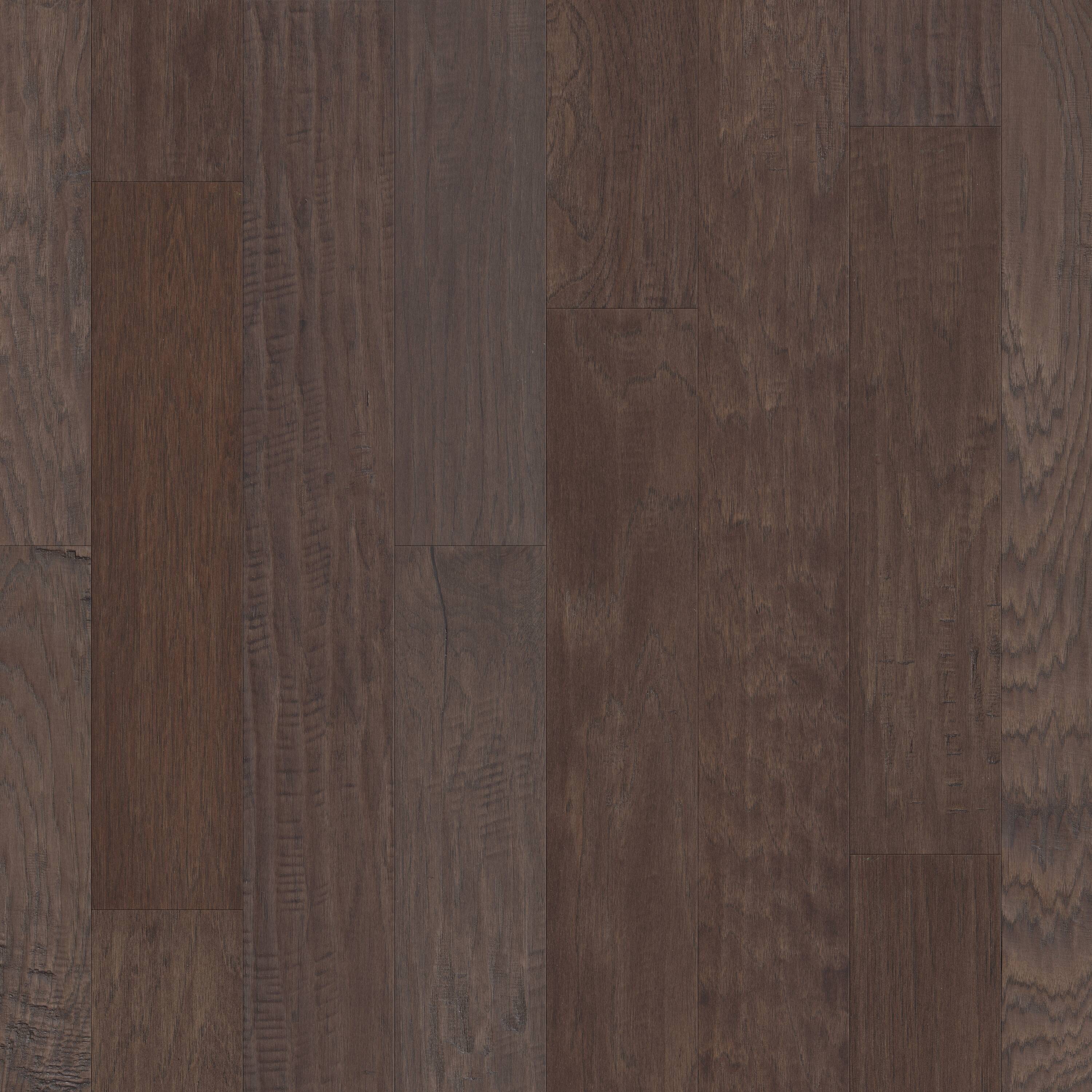 Shaw LX77207073 Ramblery 5 Parton Hickory 5-in W x 3/8-in T x Varying Length Handscraped Water Resistant Engineered Hardwood Flooring ( 23.66-sq ft / Carton )