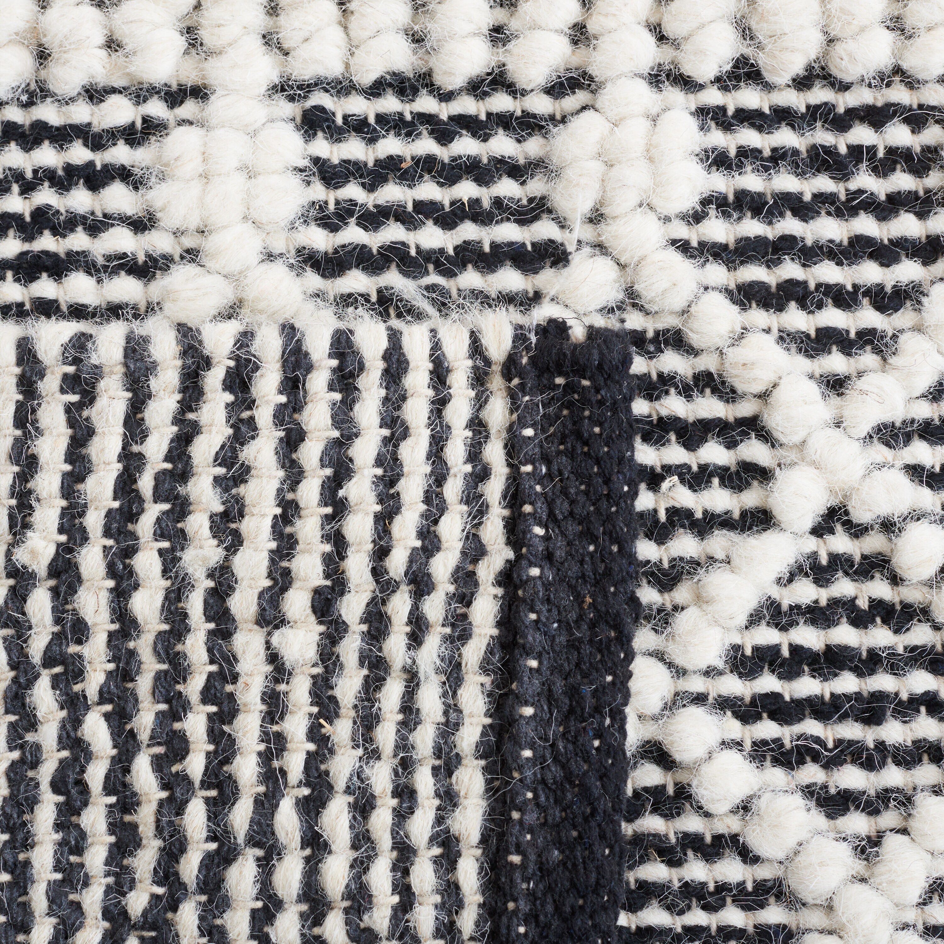 Safavieh NAT828Z-4 rugs - View #3
