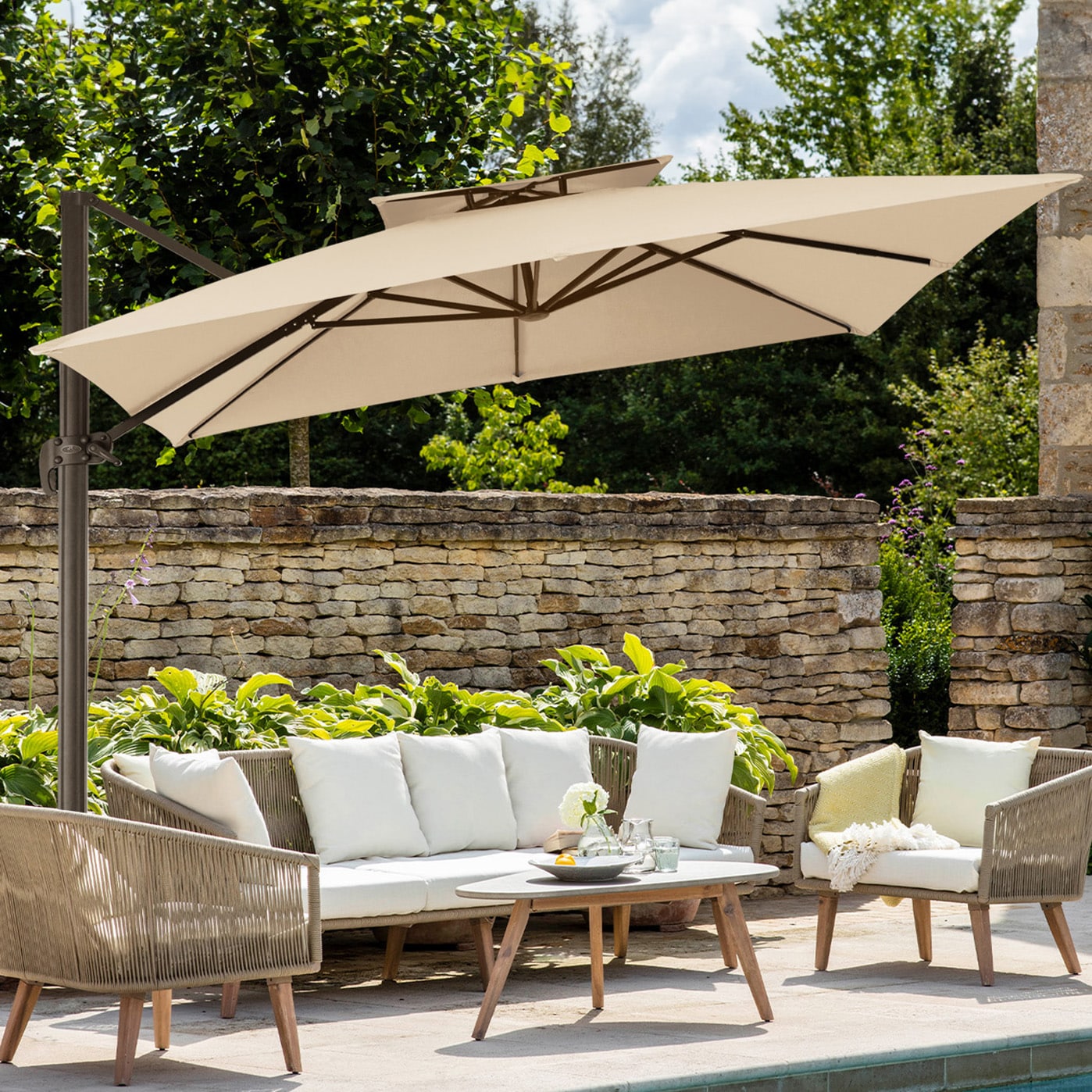 JEAREY PSZDP-YW 10-ft Aluminum Beige Crank Garden Patio Umbrella