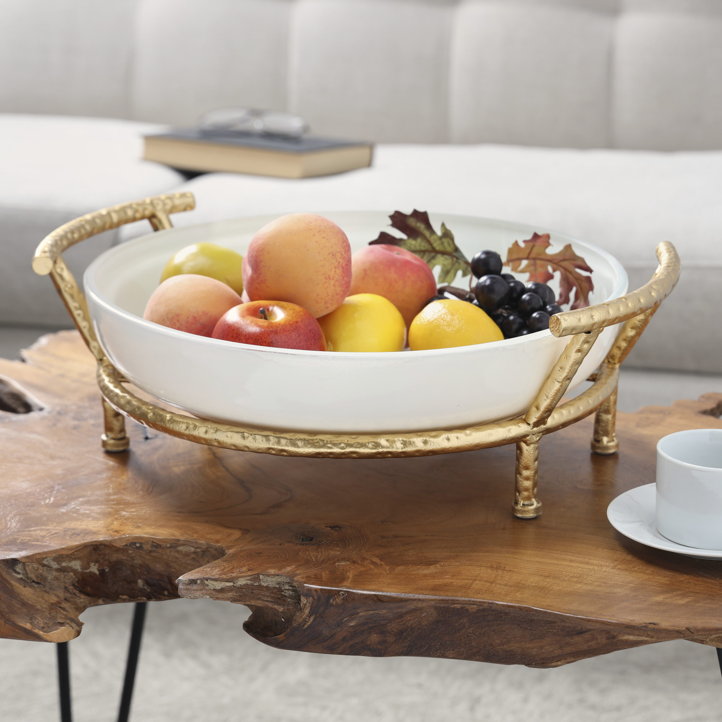 CosmoLiving by Cosmopolitan 30344 White Glass Modern Decorative bowl