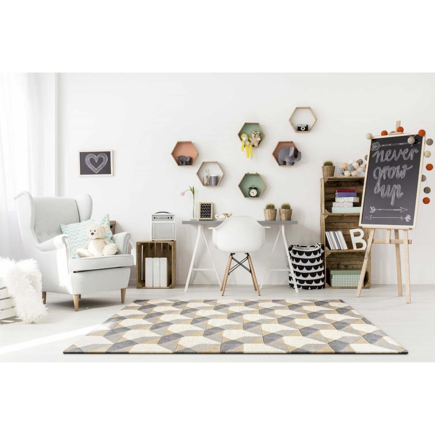 HomeRoots 352351 Bernadette 3 X 5 (ft) Rag Wool Ivory Gray Indoor Distressed/Overdyed Area Rug