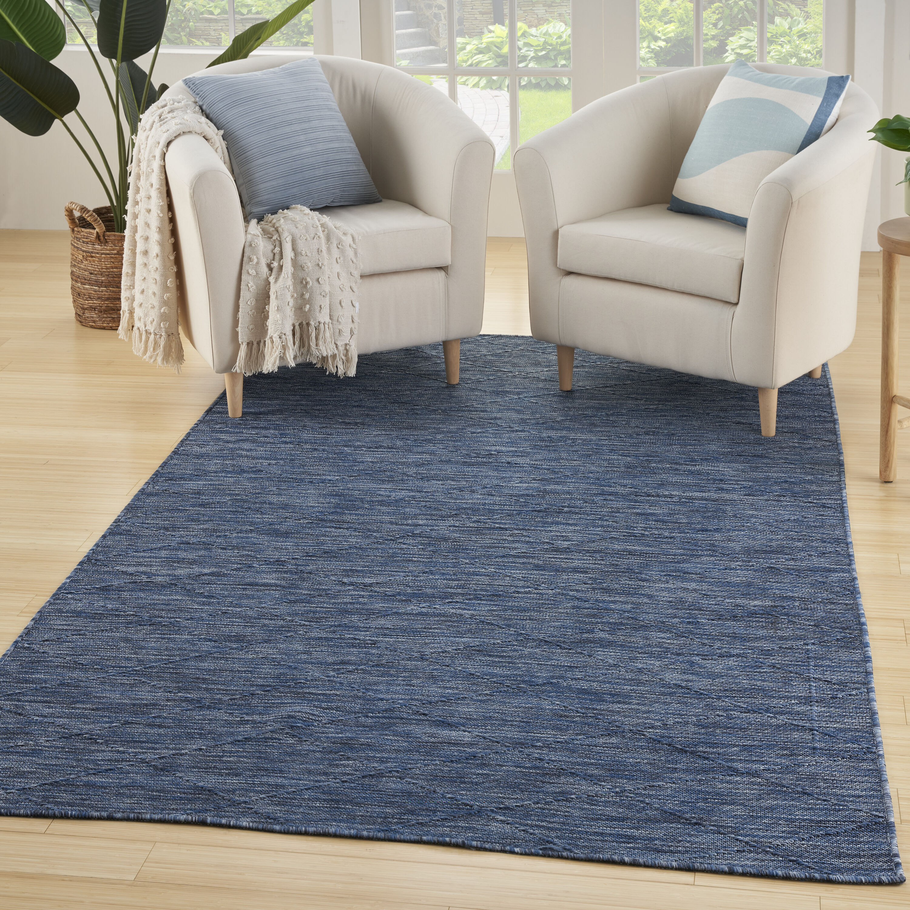 Nourison Home 099446939616 4 x 6 (ft) Loomed Polypropylene Navy Blue Rectangular Indoor/Outdoor Geometric Machine washable Area rug