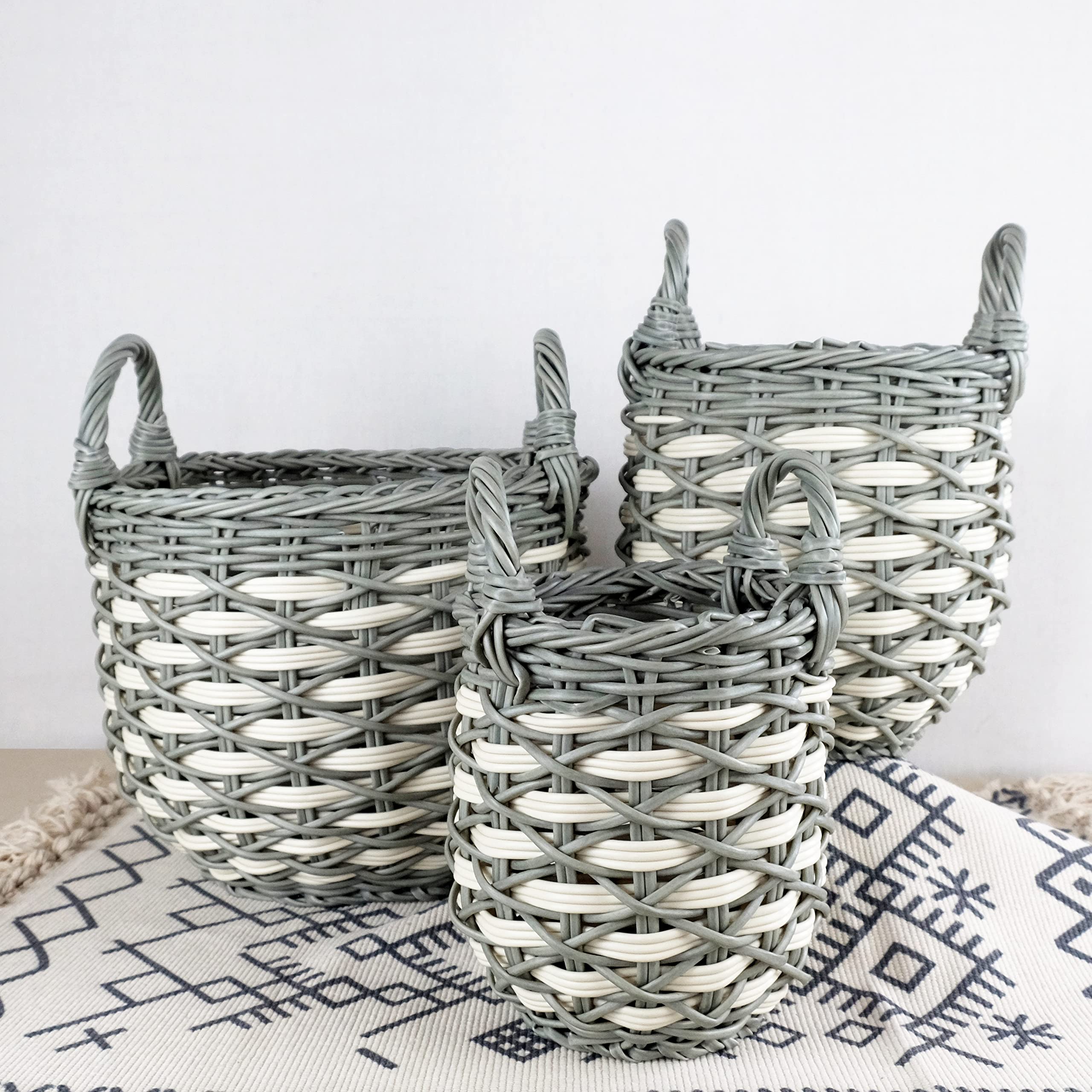 OIAHOMY 3 Pack Stackable Hand Woven Wicker Storage and Laundry Basket with Handles