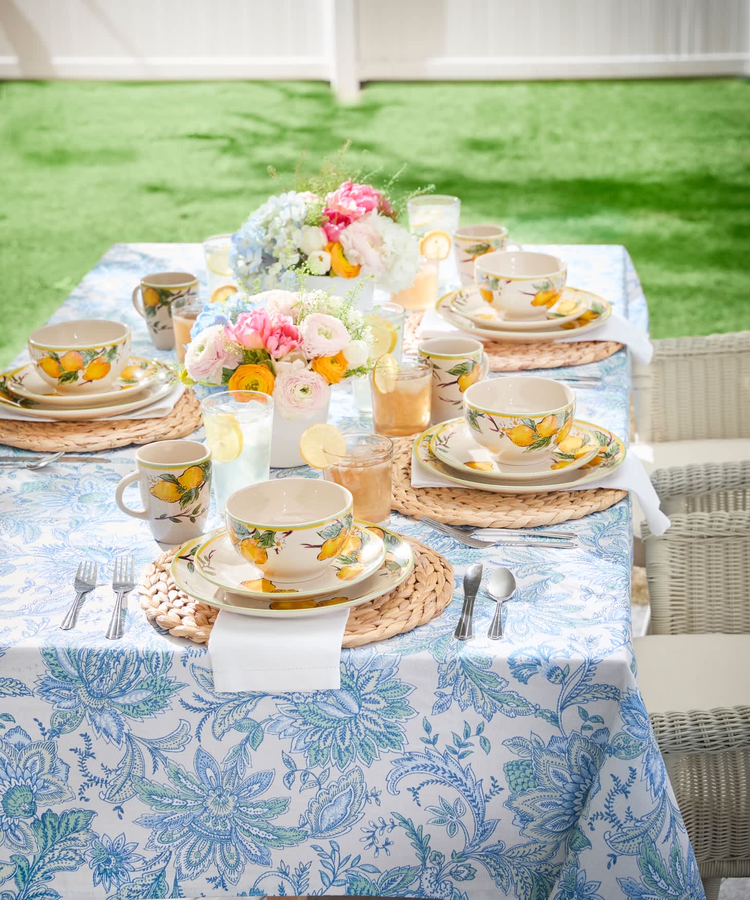 BrylaneHome 196391655933 dinnerware - View #2