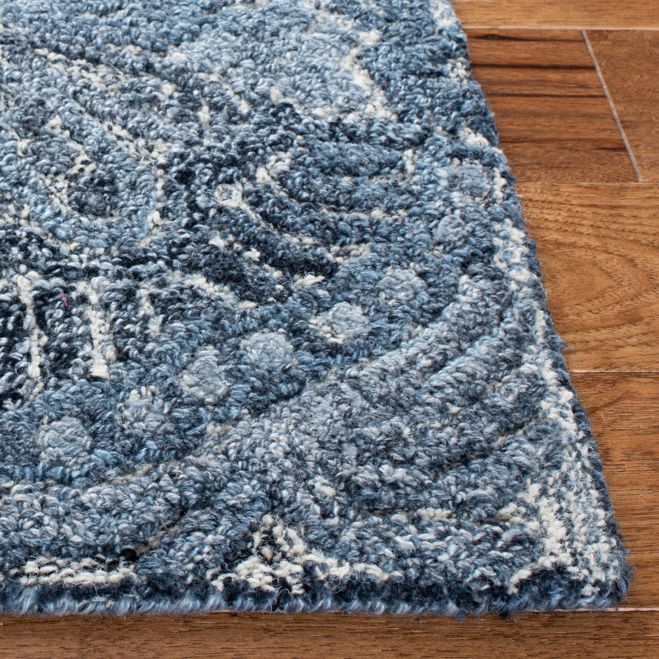 Safavieh MRQ110N-9 rugs - View #6