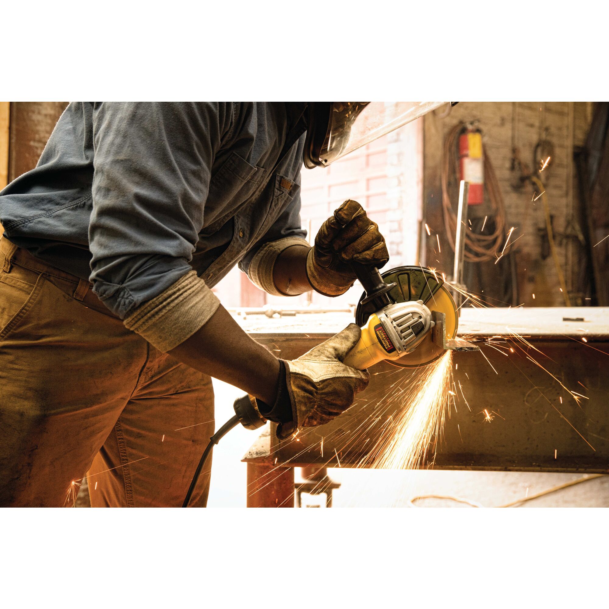 DEWALT 6-in 13 Paddle Switch Corded Angle Grinder in the Angle Grinders ...
