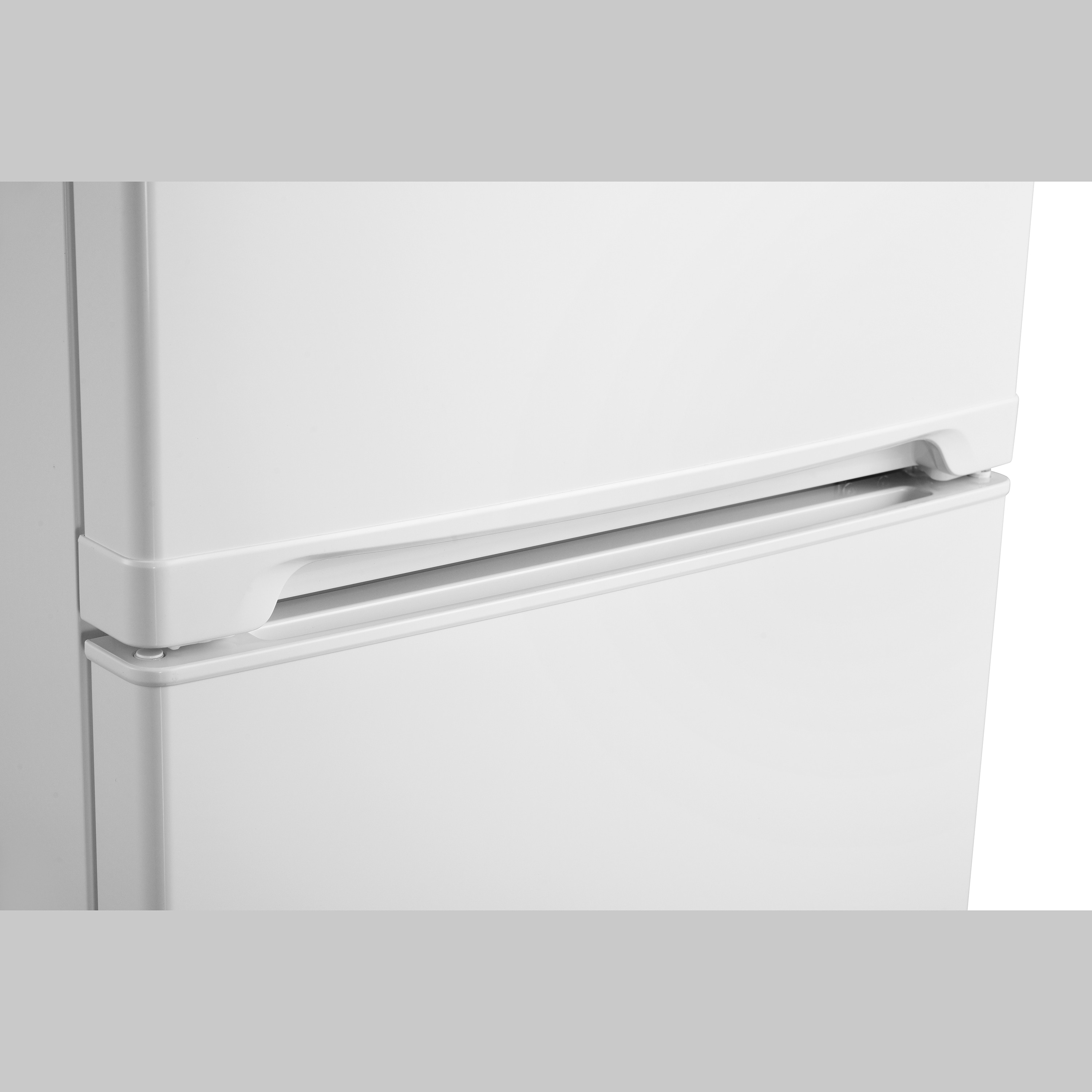 Avanti FF10B0W Top-Freezer-Refrigerators - View #9