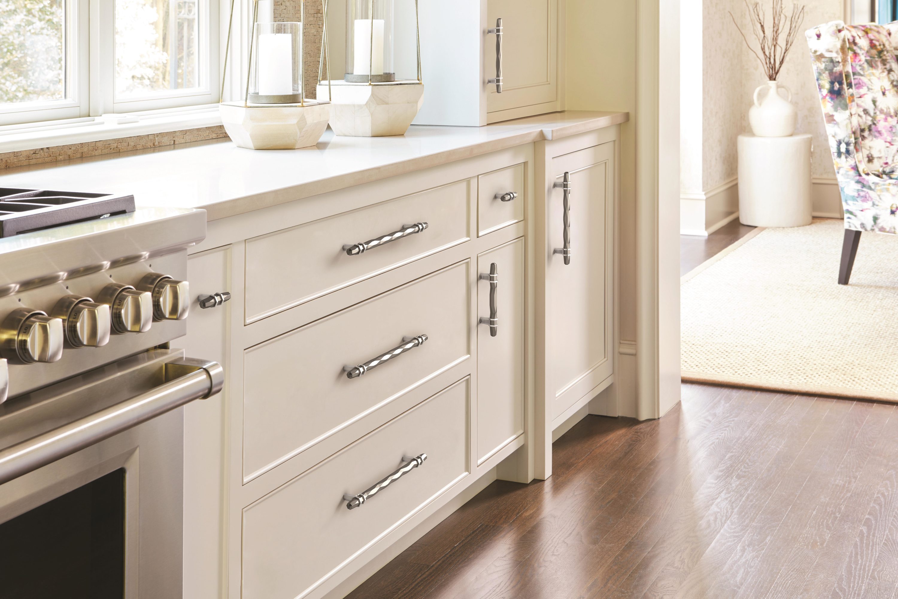 Brushed Nickel Modern Cabinet Bar Pull with Mounting Hardware