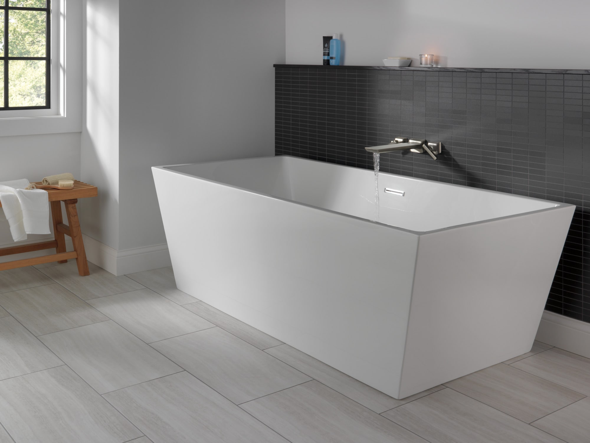 Delta T5799-SS-PR-WL Roman-Tub-Faucets - View #2