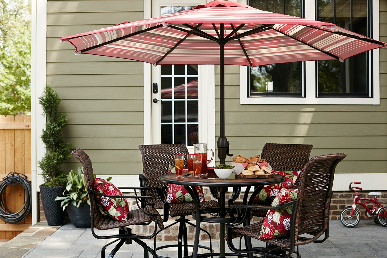 allen roth Safford Round Outdoor Bar Height Table 40-in W x 40-in L  Umbrella Hole in the Patio Tables department at