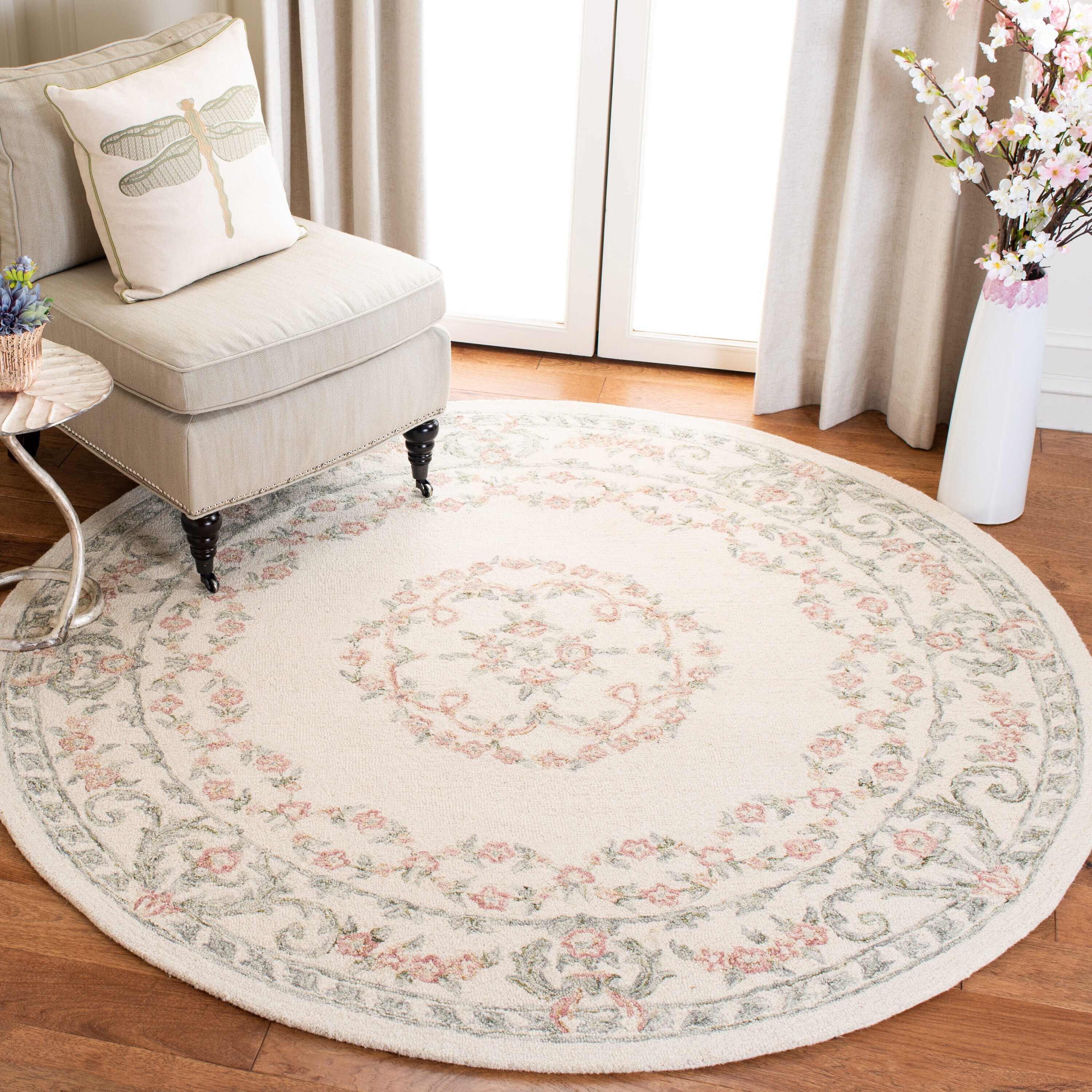 Aubusson 102 Ivory/Pink Traditional 6ft x 6ft Round Rug