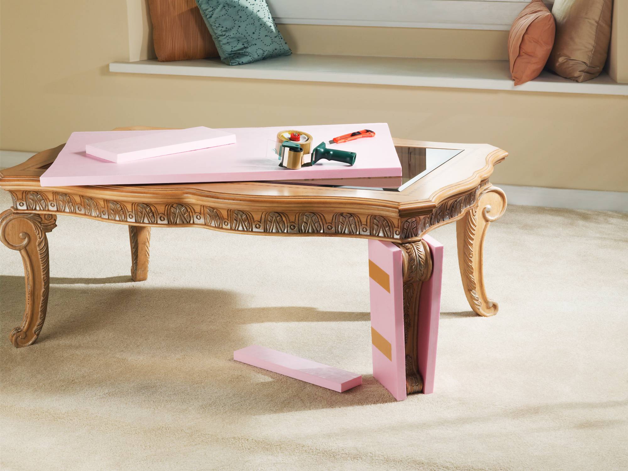 OR table setup. Above: egg-crate foam. Below: Pink Pad®