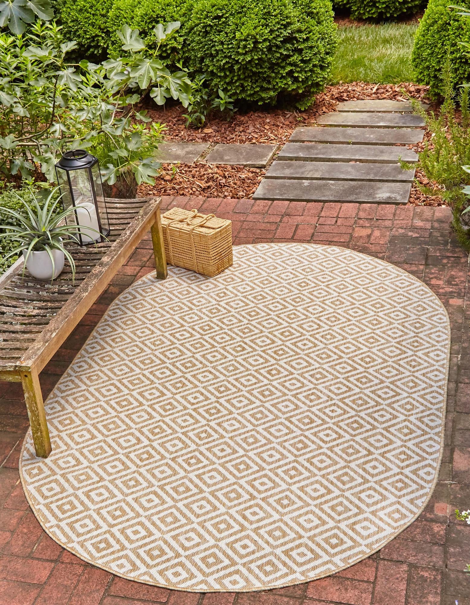 Unique Loom 3152550 Jill Zarin Costa Rica 8 x 10 (ft) Loomed Polypropylene Beige Oval Indoor/Outdoor Geometric Area rug