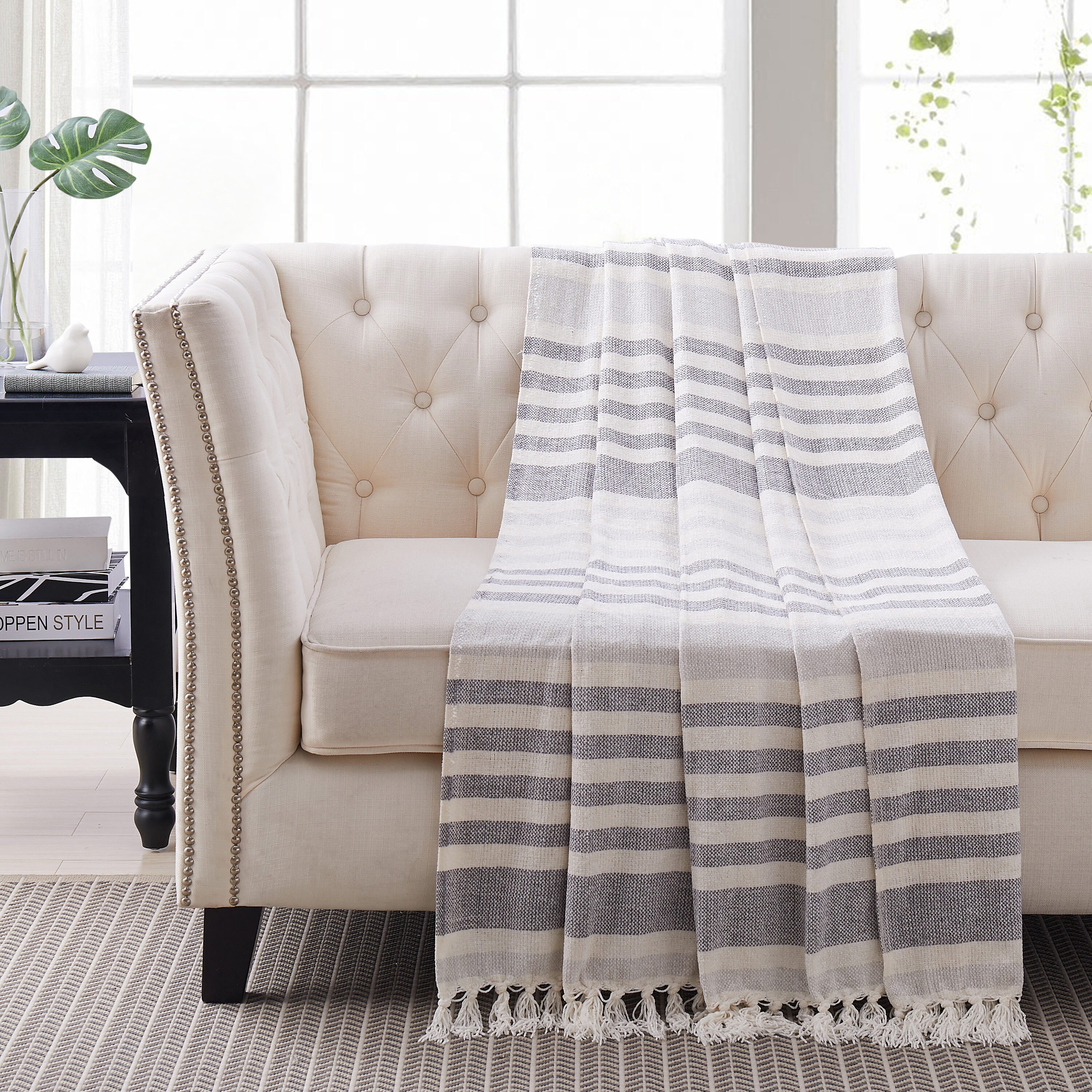 HARPER LOFT Grey 50-in x 60-in Polyester Throw