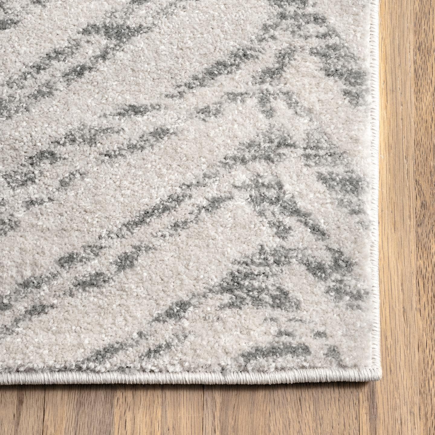 Gray Rectangular Herringbone Synthetic Area Rug 6' 7" x 9'