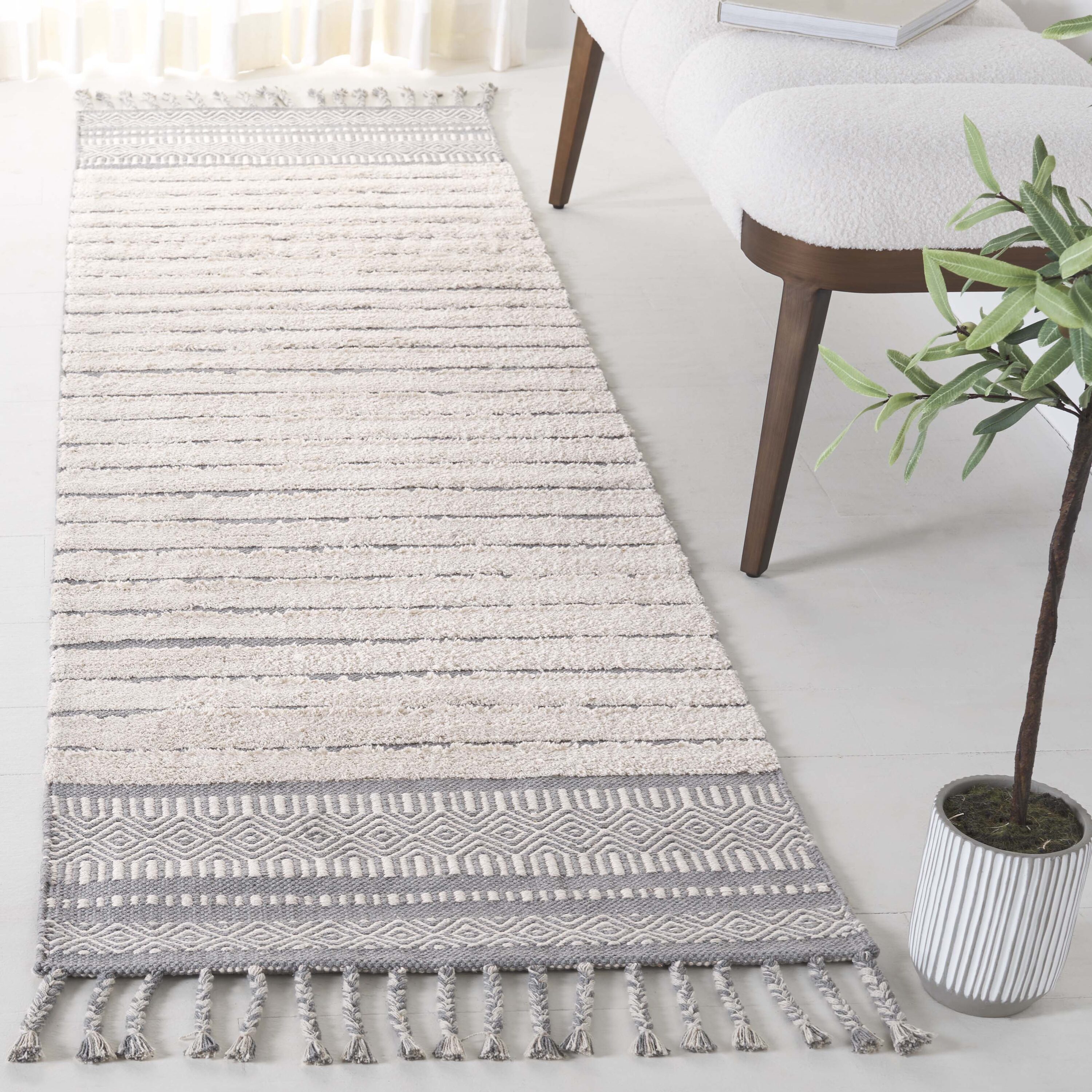  Kilim Collection 401 Silver/Natural Bohemian 2ft-3in x 8ft Runner Rug