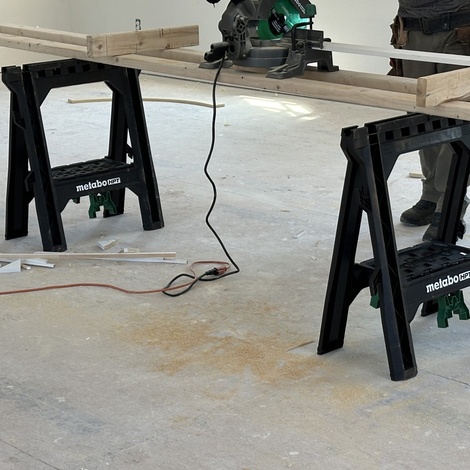 Metabo HPT 115772M Saw-Horses - View #6