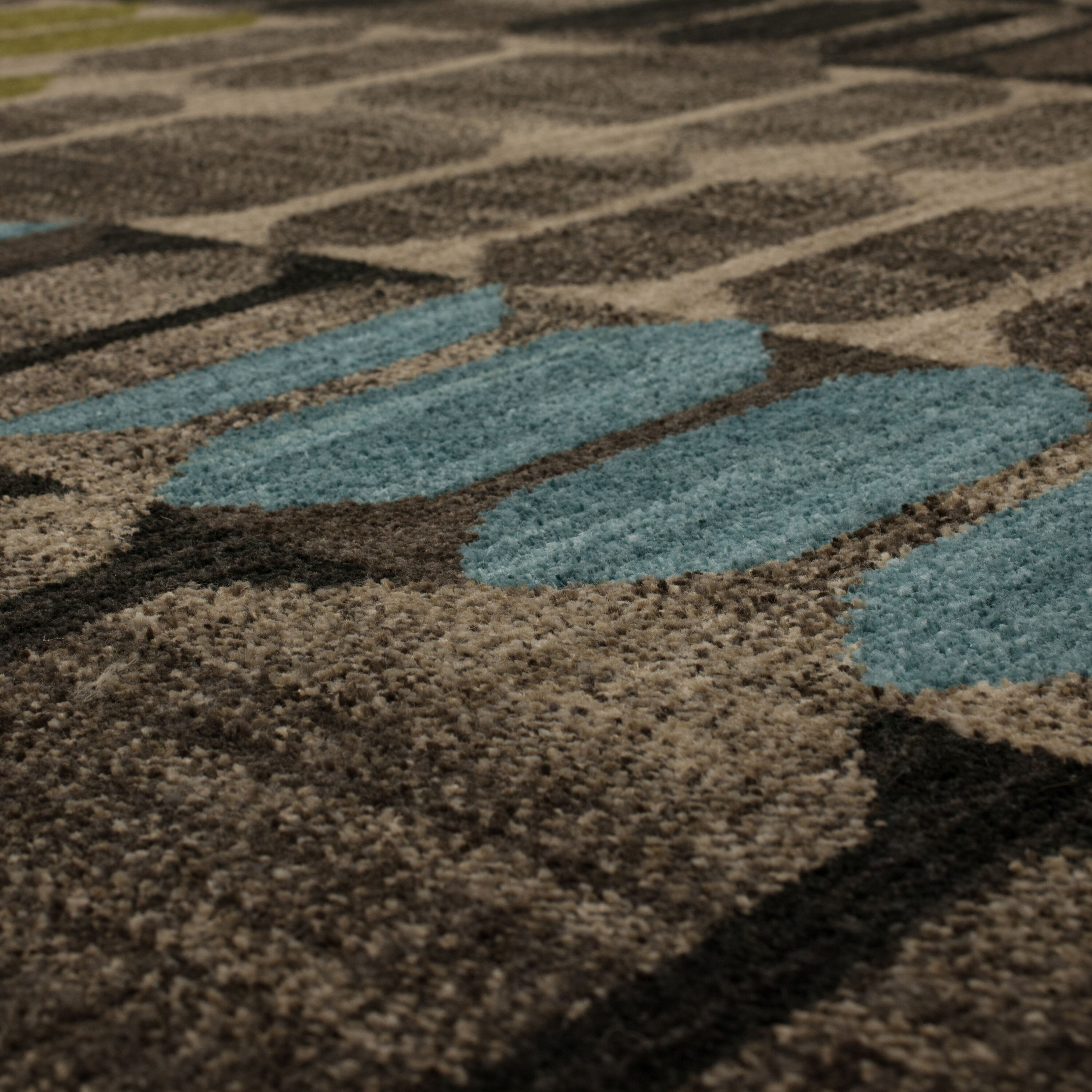 Gray and Black Geometric Polyester Area Rug, 9'6" x 12'11"