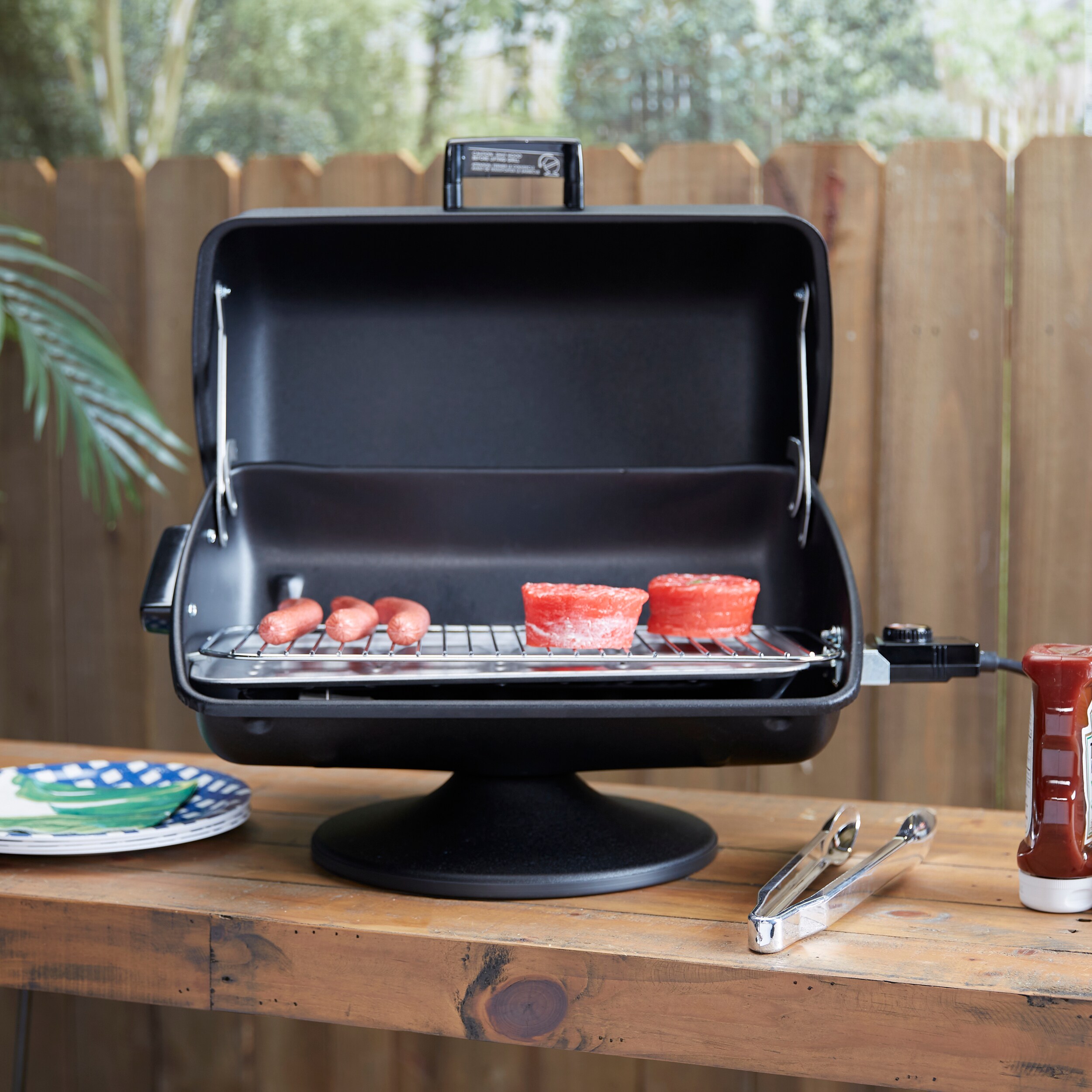 Americana 1500-Watt Satin Black Electric Grill in the Electric Grills  department at