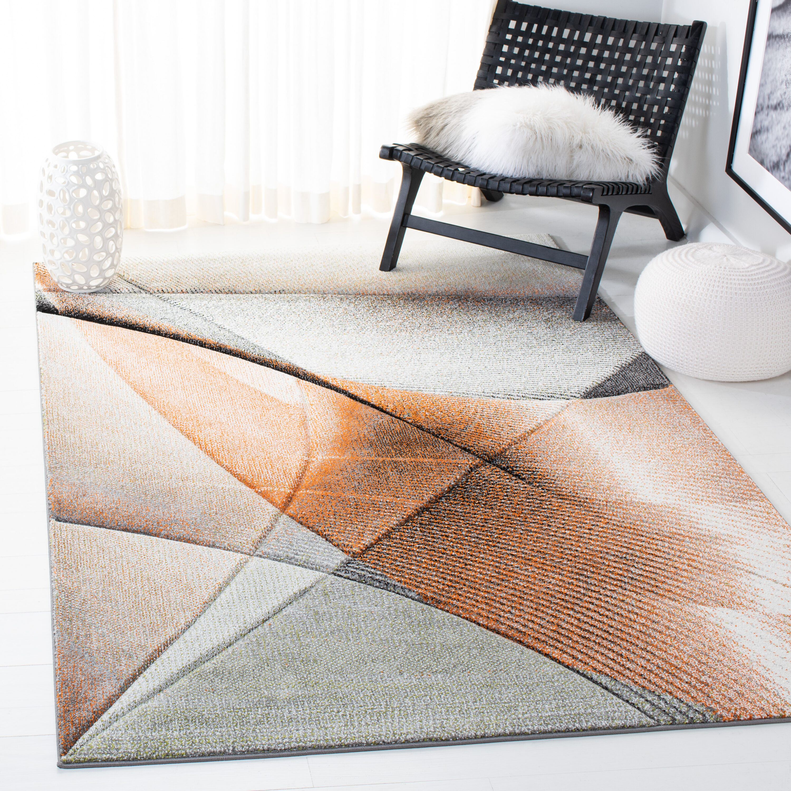 Hollywood 5 x 8 (ft) Loomed Polypropylene Gray/Orange Rectangular Indoor Geometric Mid-Century Modern Professionally Clean Only Area rug