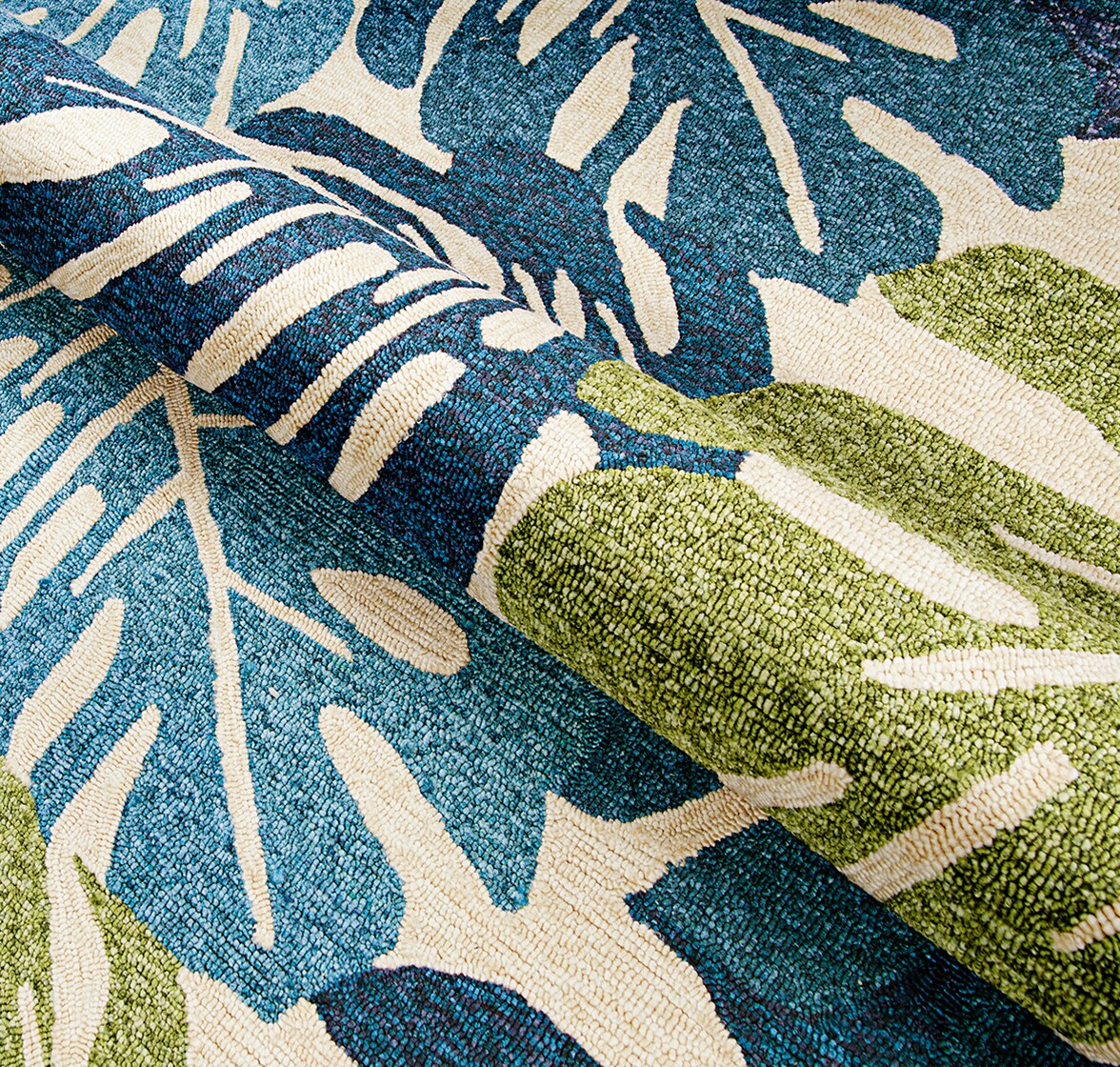 Handmade Round Blue and Green Floral Synthetic Rug