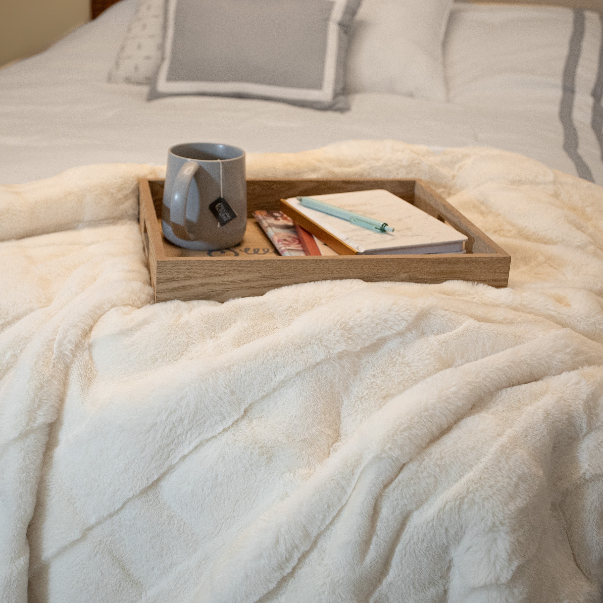 Lavish Home HT-THROW2-CRM Blankets-And-Throws - View #4