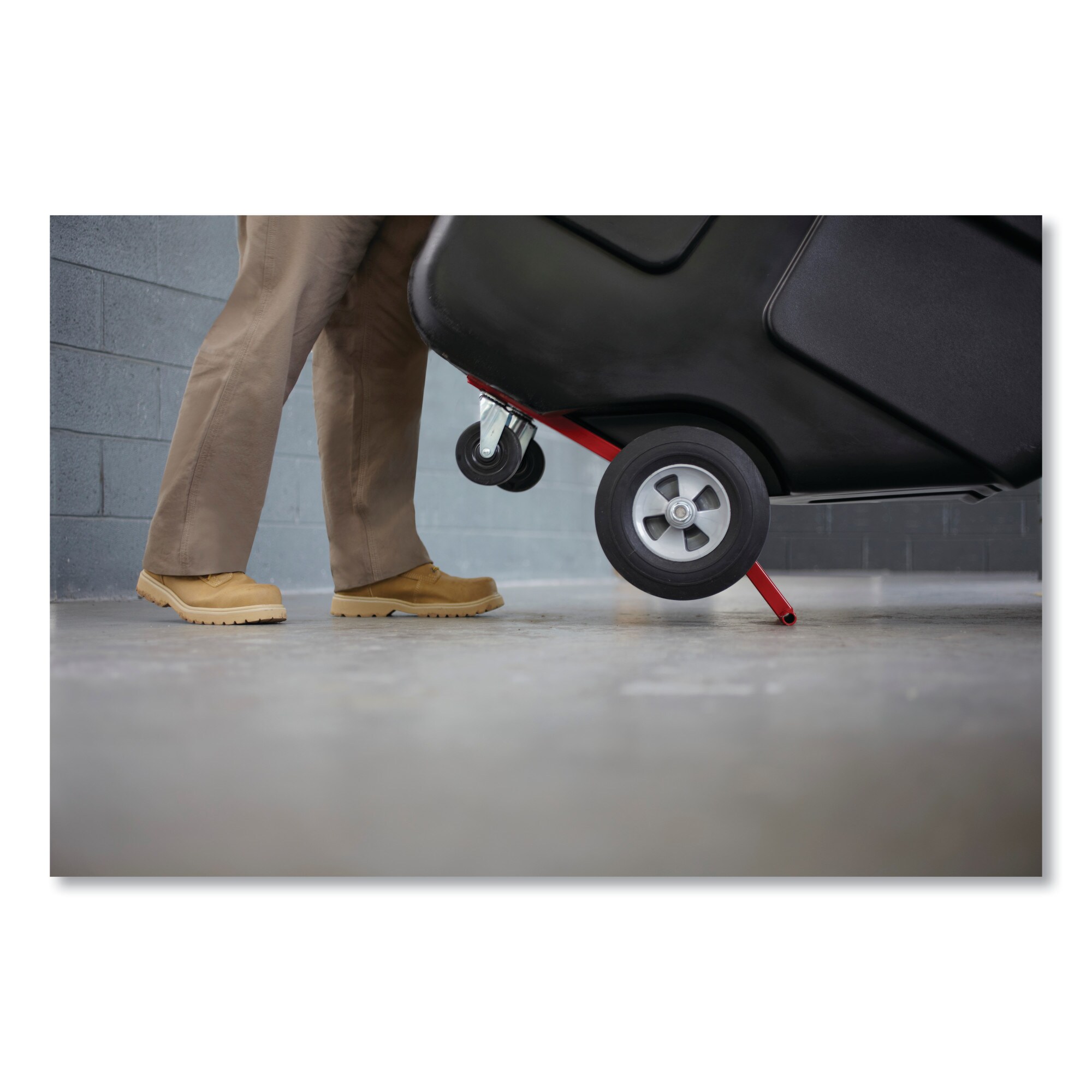Rubbermaid Commercial Products RCP1304BLA Tilt-Trucks - View #4