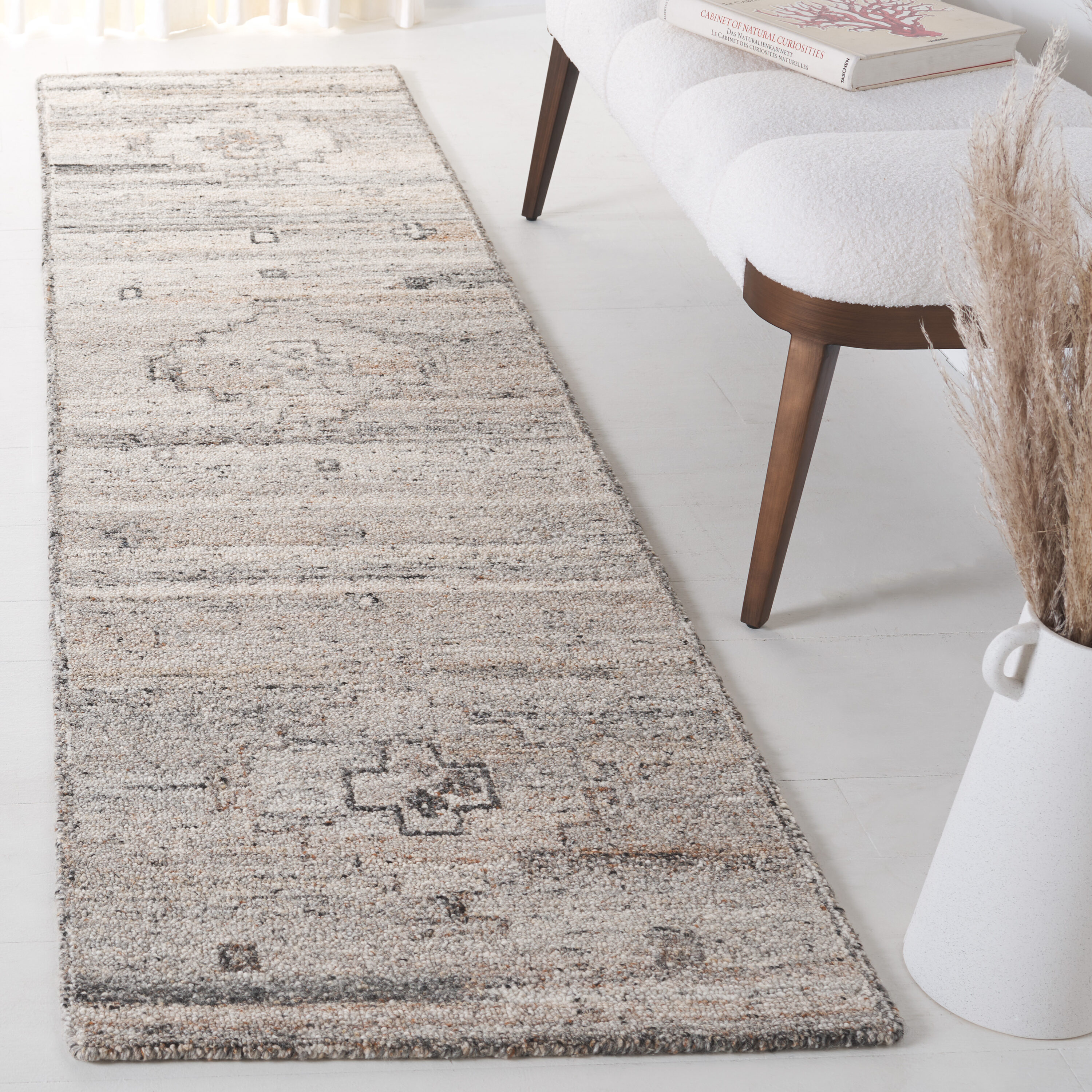  Kenya 131 Brown/Beige Transitional 2Ft-3In x 9Ft Runner Rug