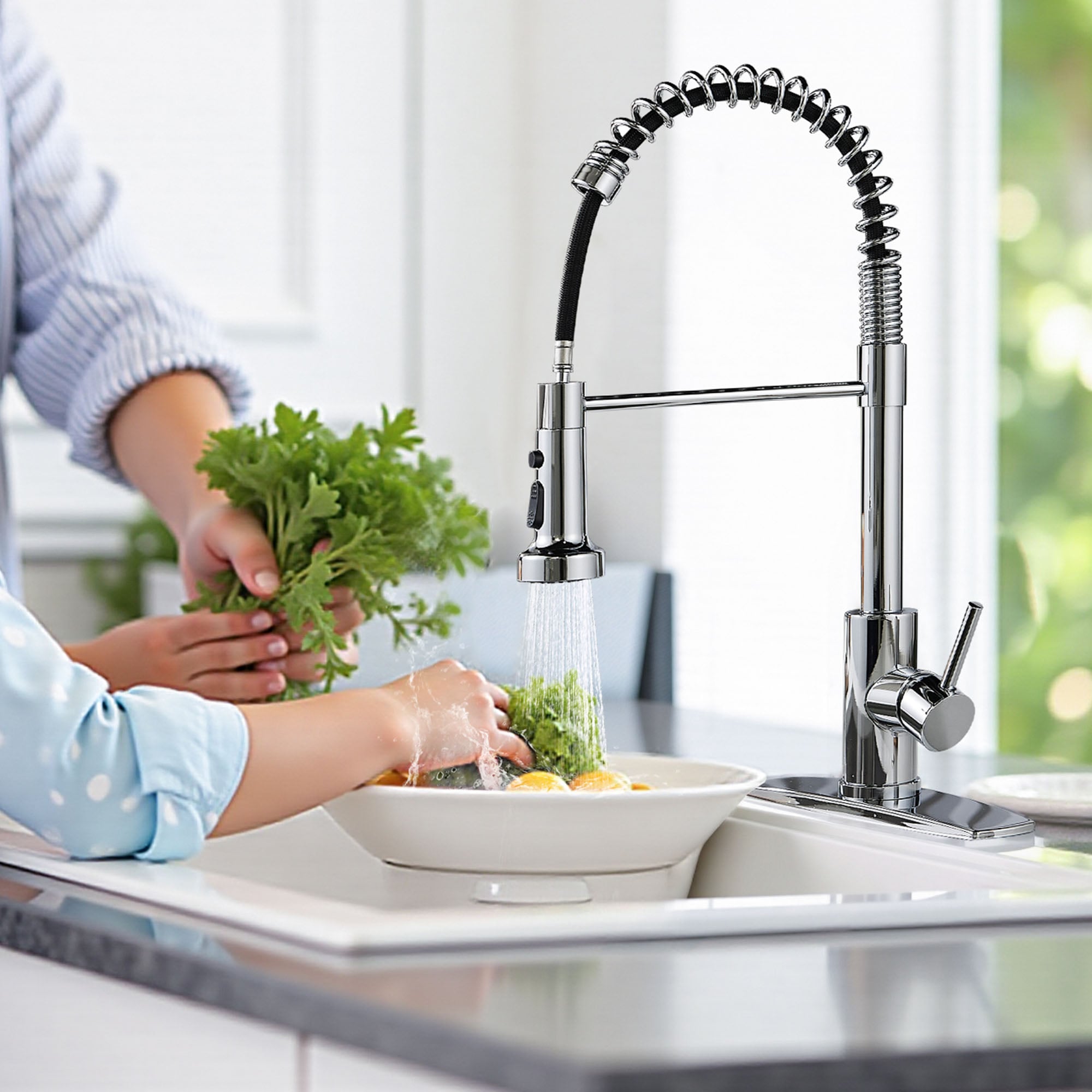 androme AA22004CH Chrome Single Handle Deck-mount Kitchen Faucet with Sprayer ( Deck Plate Included )