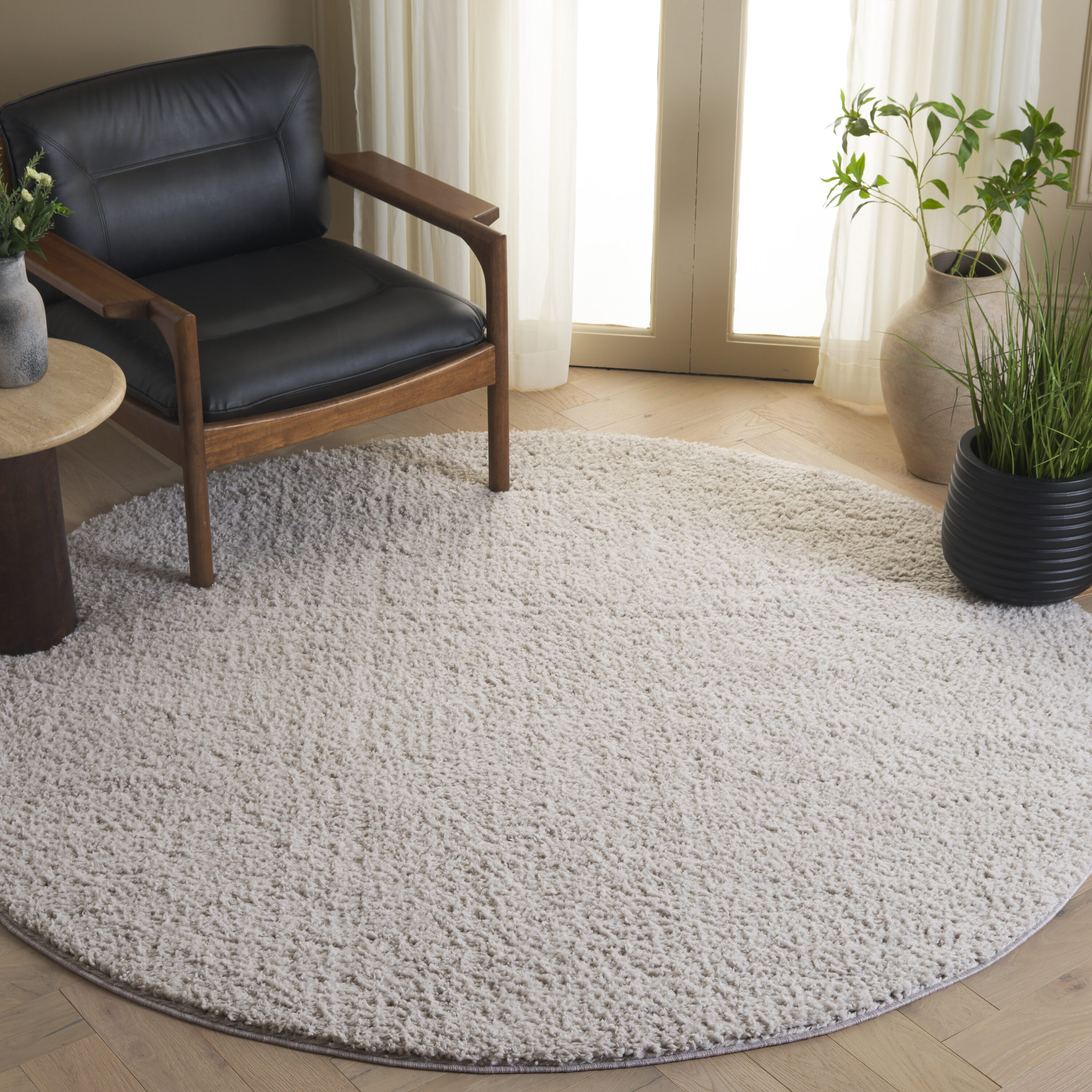 Safavieh - Rumi Shag 120F Light Grey 6ft-7in x 6ft-7in