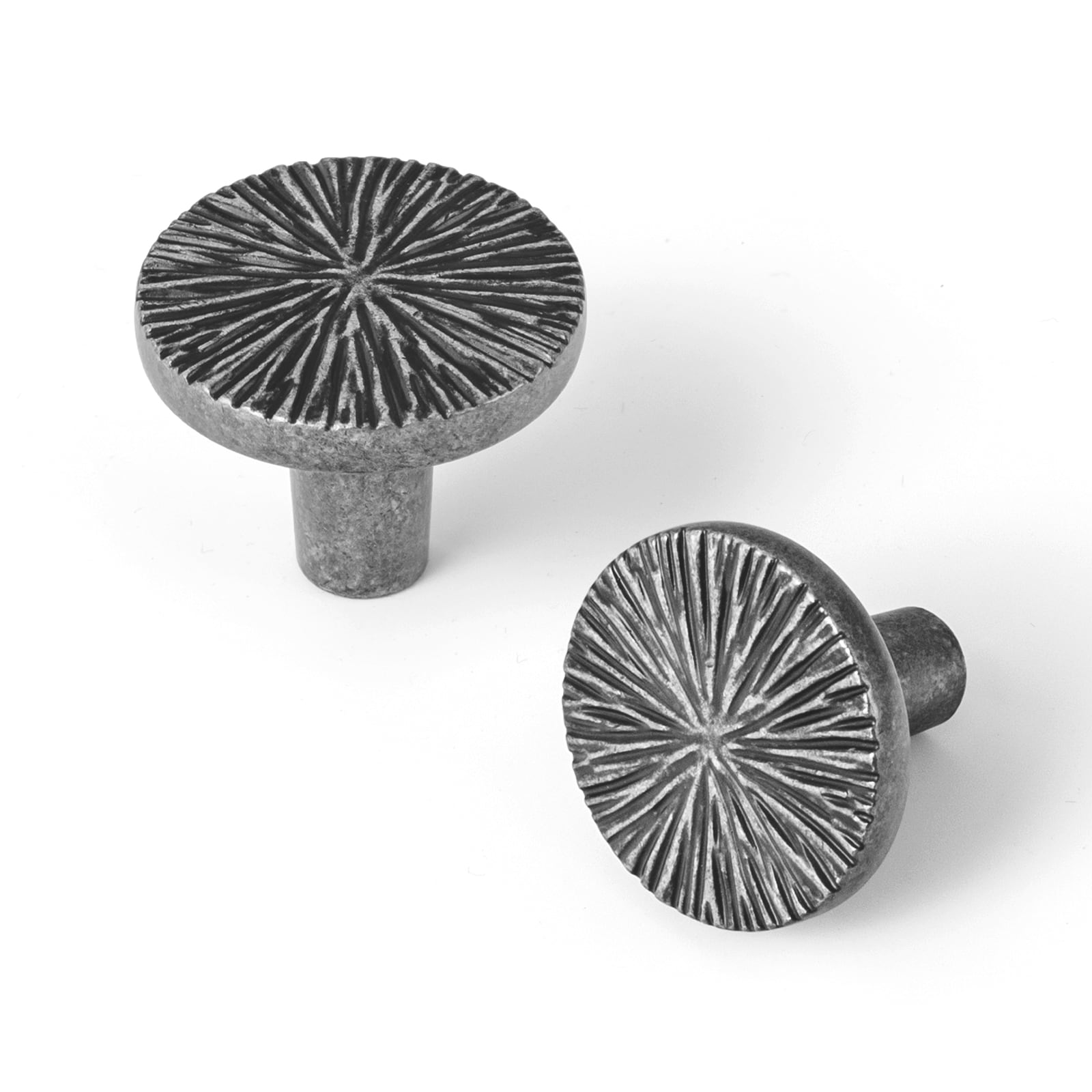 Miaokesen 9617GY-DKPLUS 1-3/10-in Antique Silver Mushroom Classic Cabinet Knob 6 -Pack