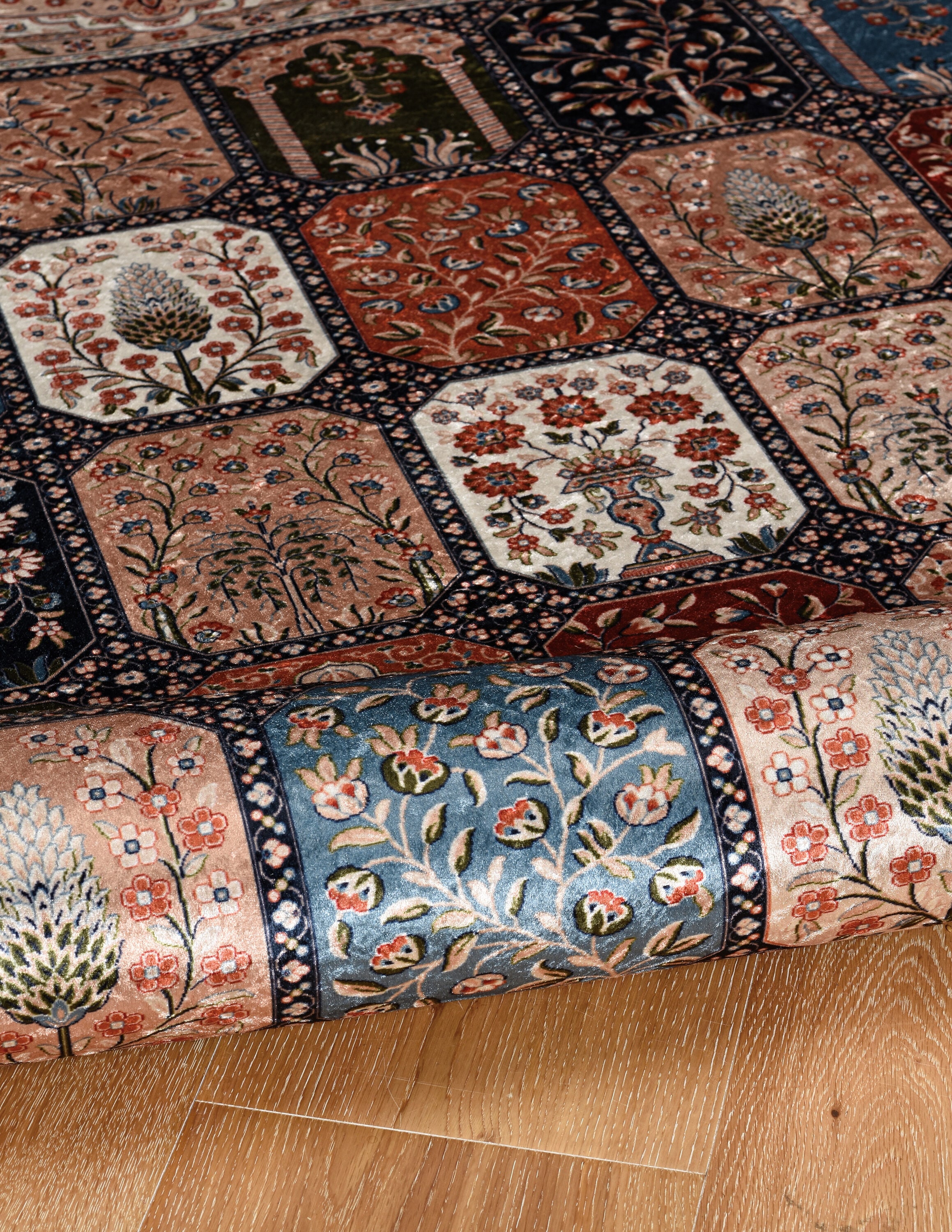 Linon RUGEM3157 rugs - View #4