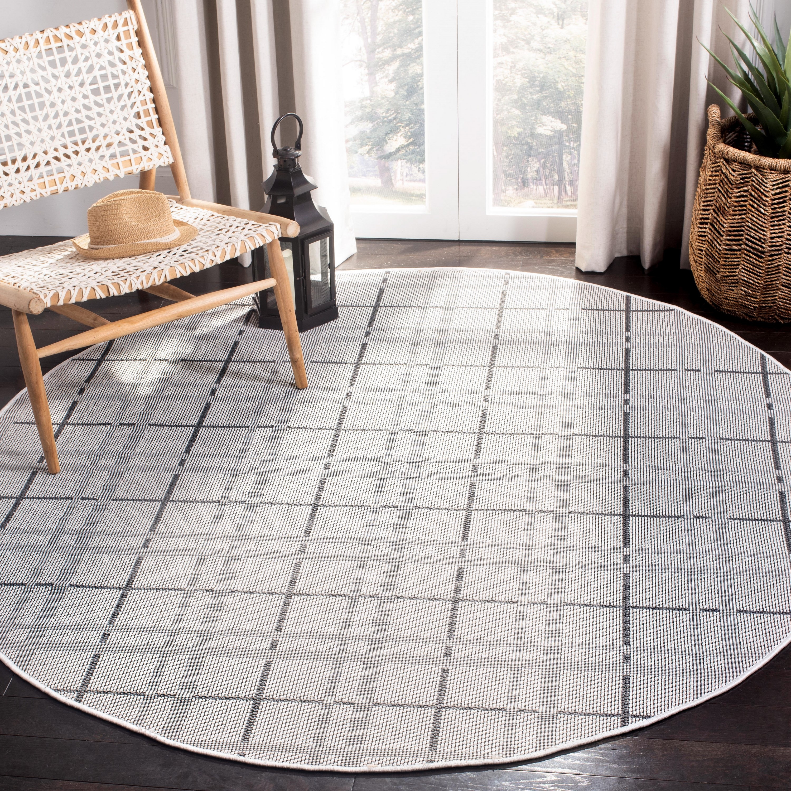 Safavieh BMU803B-7R Bermuda Nicole 7 x 7 (ft) Loomed Polypropylene Ivory/Gray Round Indoor/Outdoor Coastal Area rug